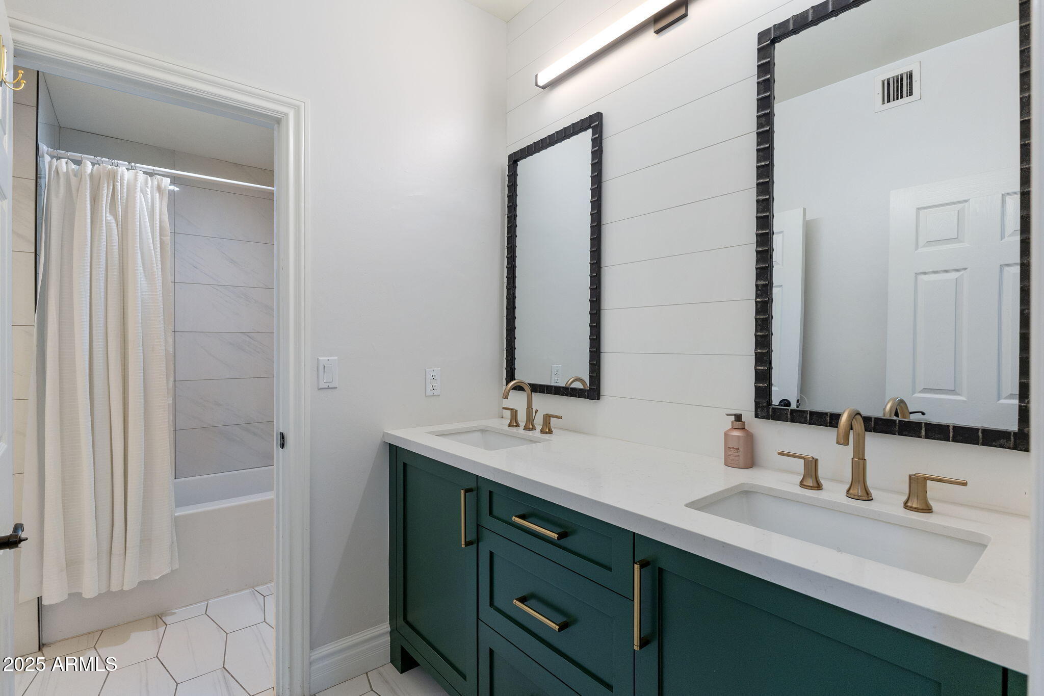 2625 N 24TH Street 3