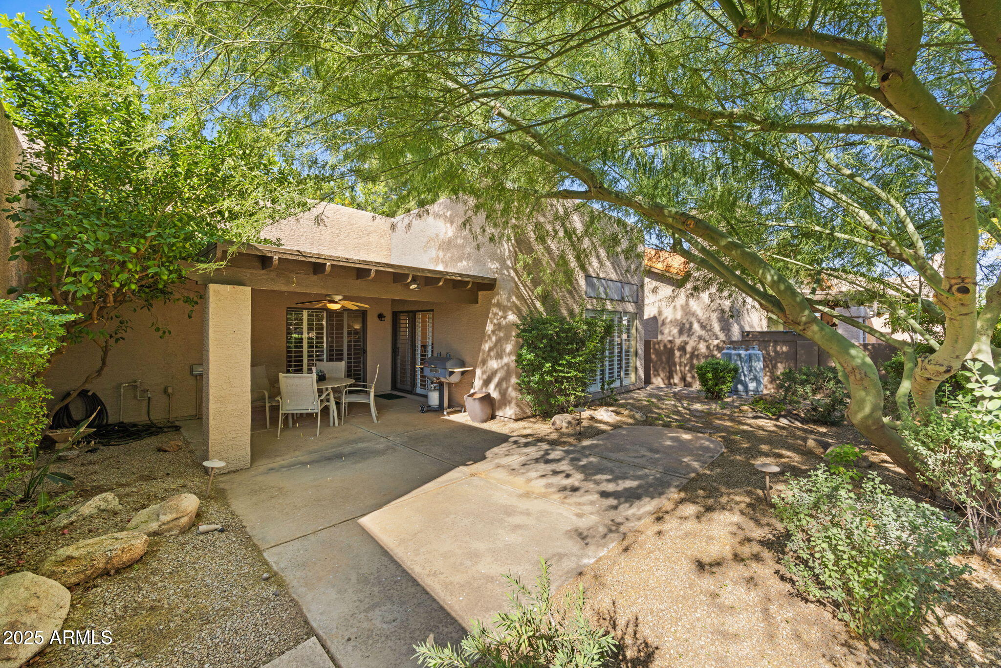 11837 N 40TH Place