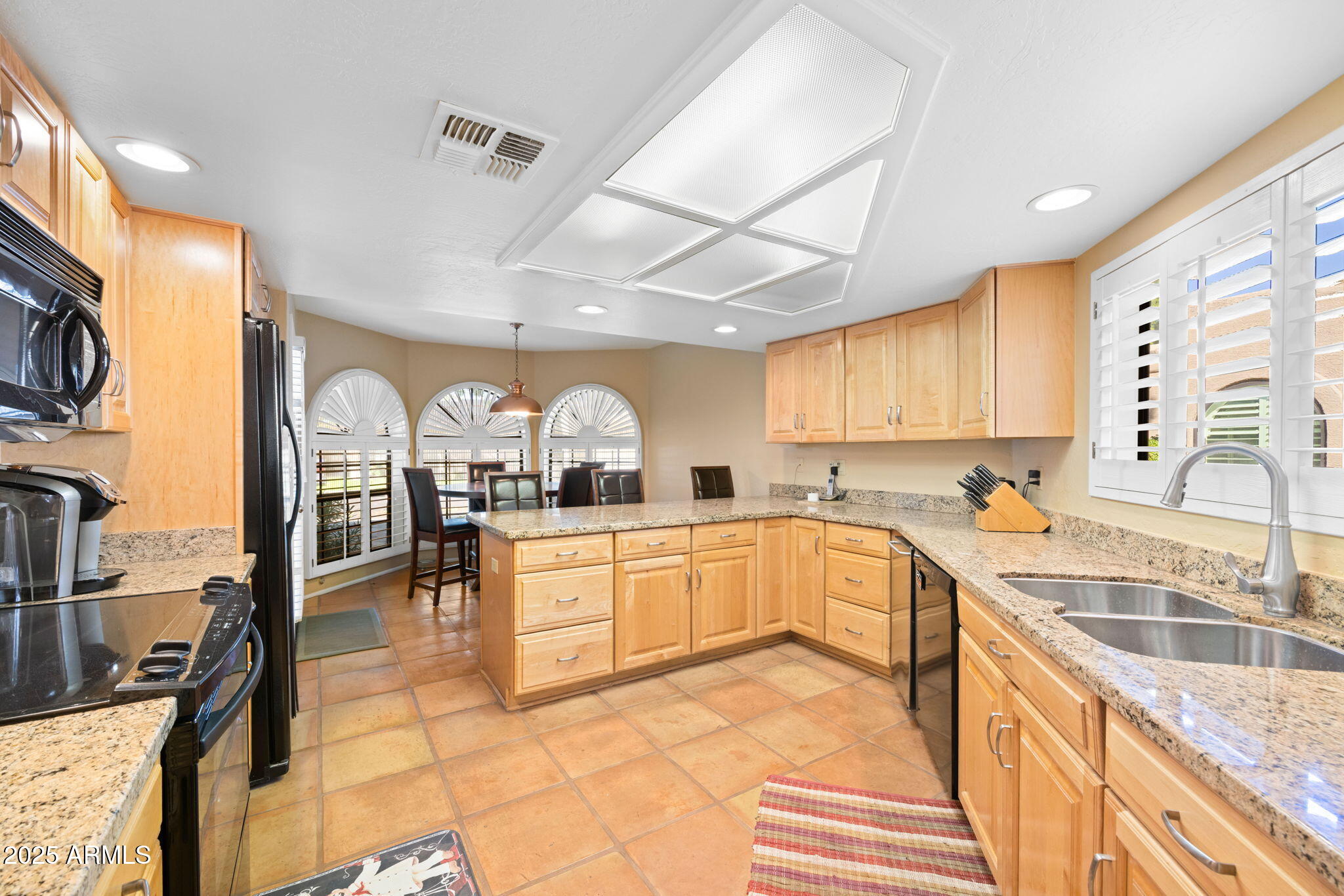 11837 N 40TH Place