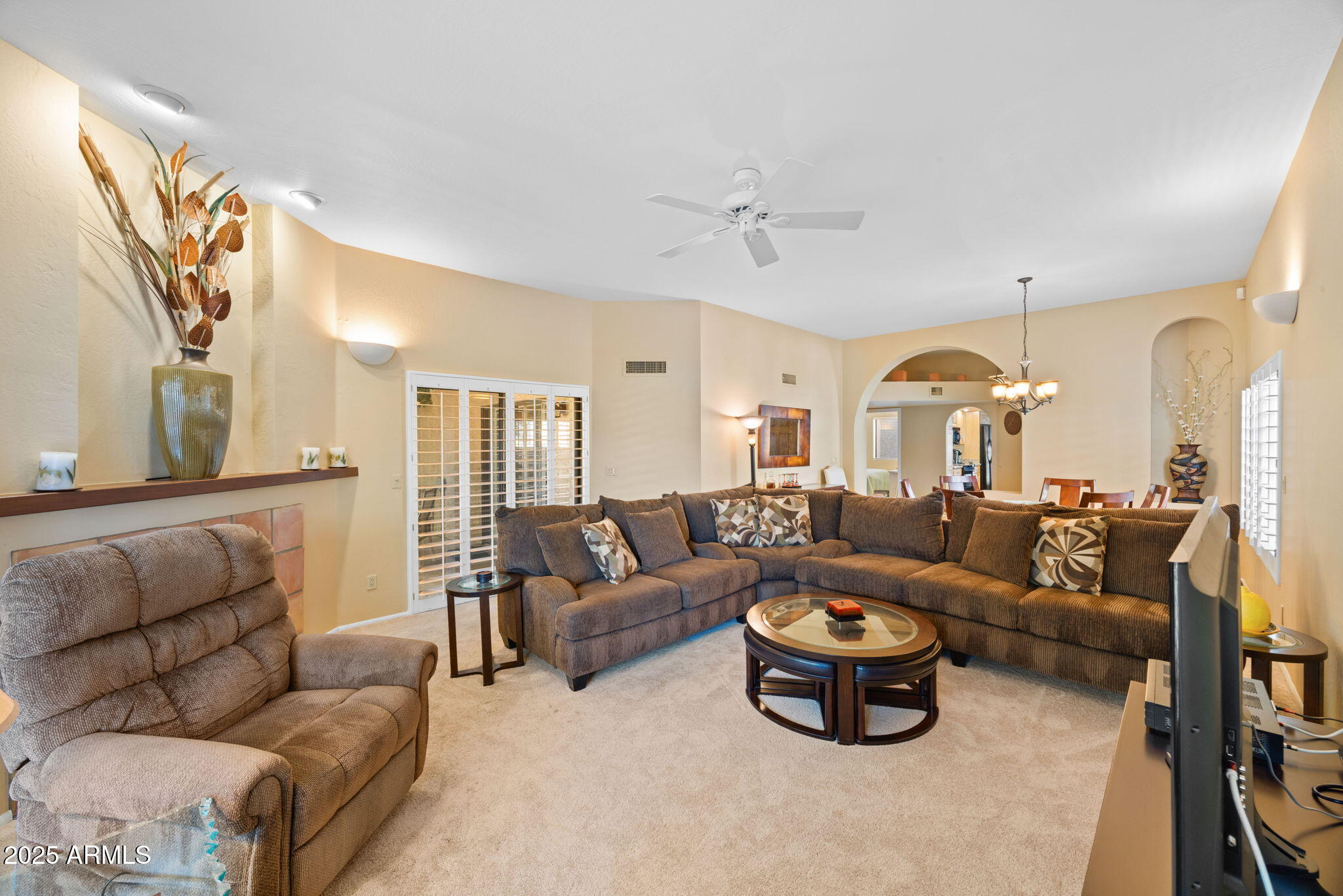 11837 N 40TH Place