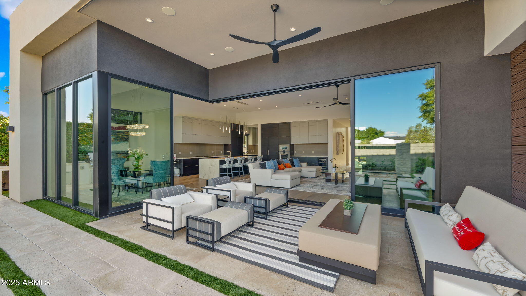 6962 E CACTUS WREN Road