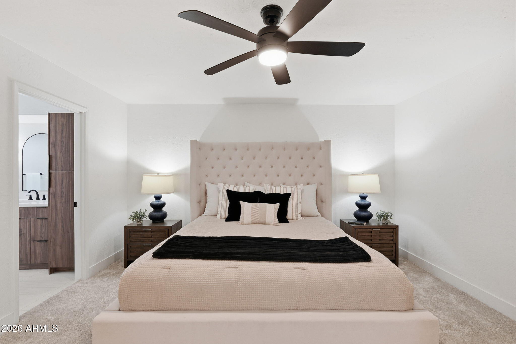 8171 E DEL CAVERNA Drive