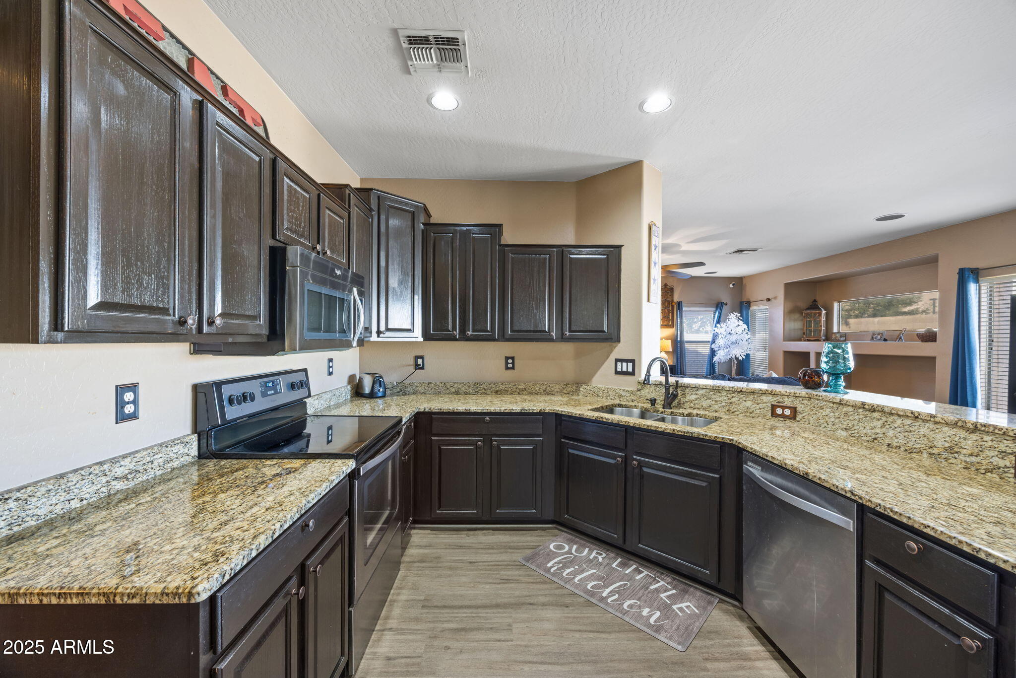 12830 W FAIRMOUNT Avenue