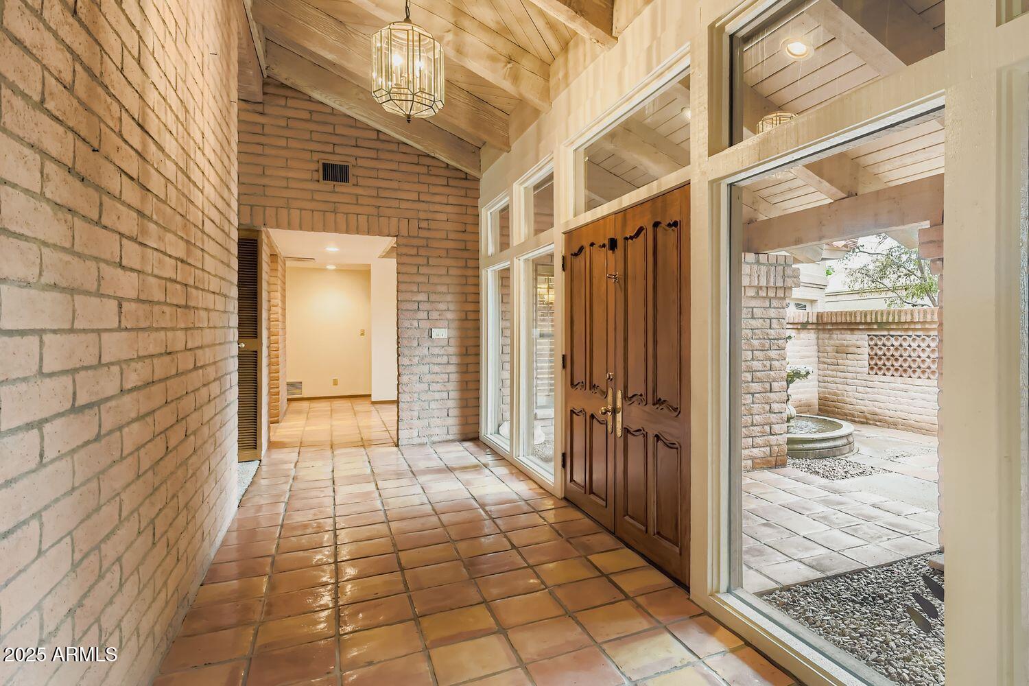 2115 E VAUGHN Street