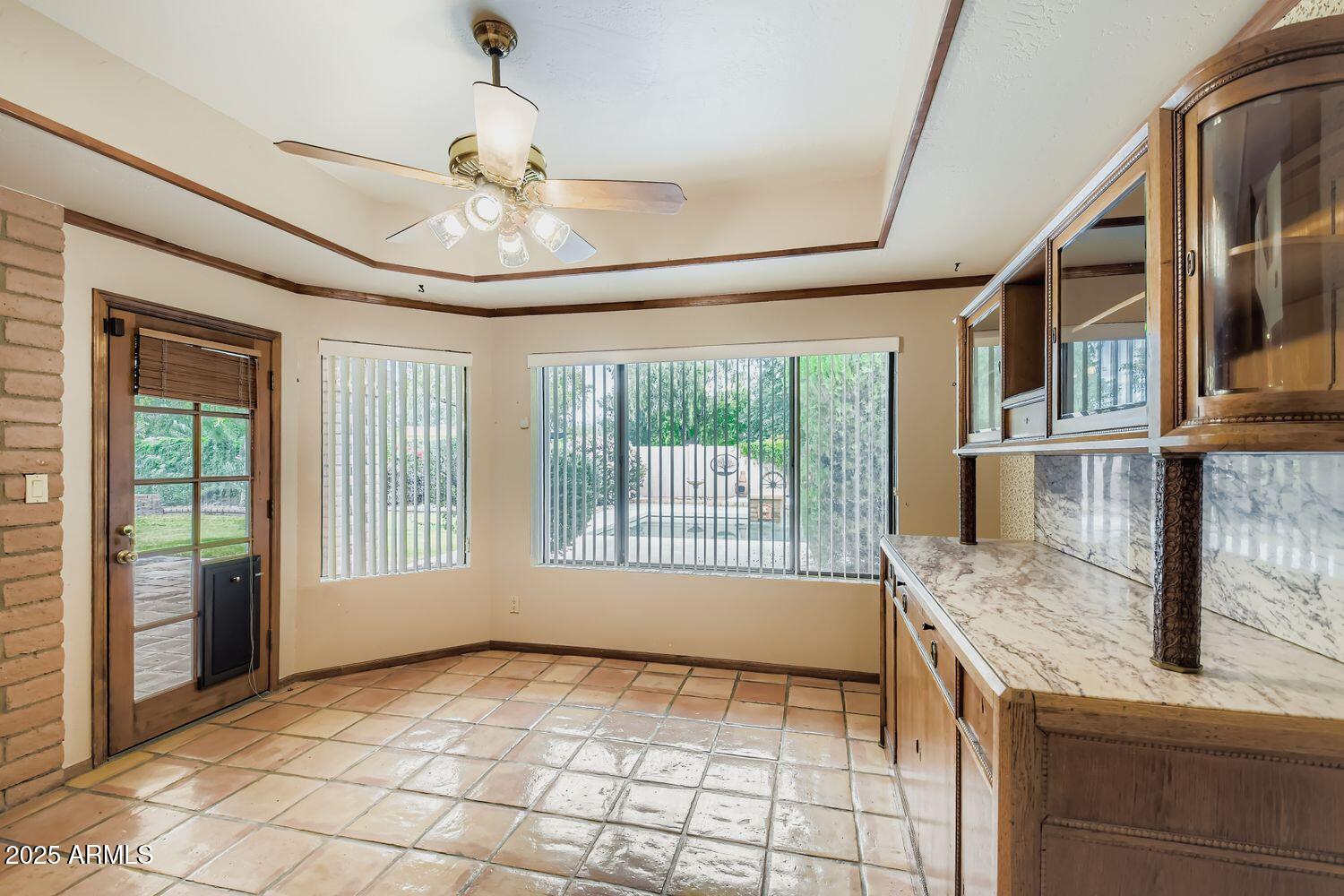 2115 E VAUGHN Street