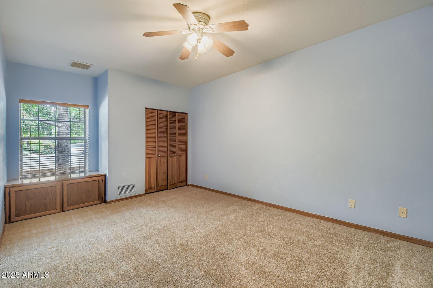 2115 E VAUGHN Street