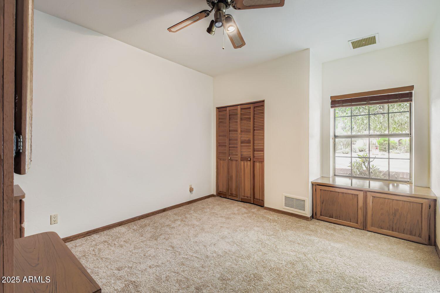 2115 E VAUGHN Street