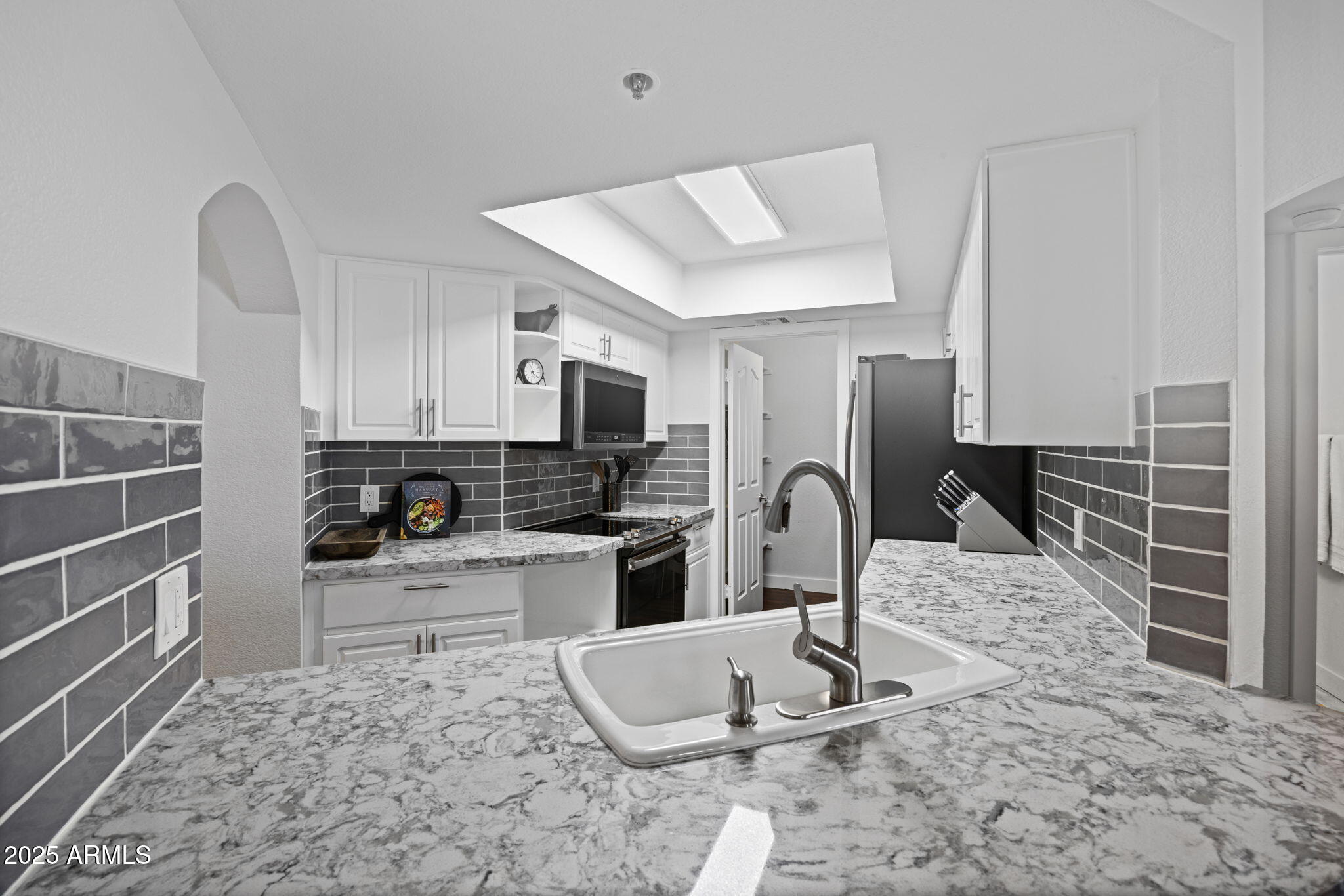 5104 N 32ND Street 453