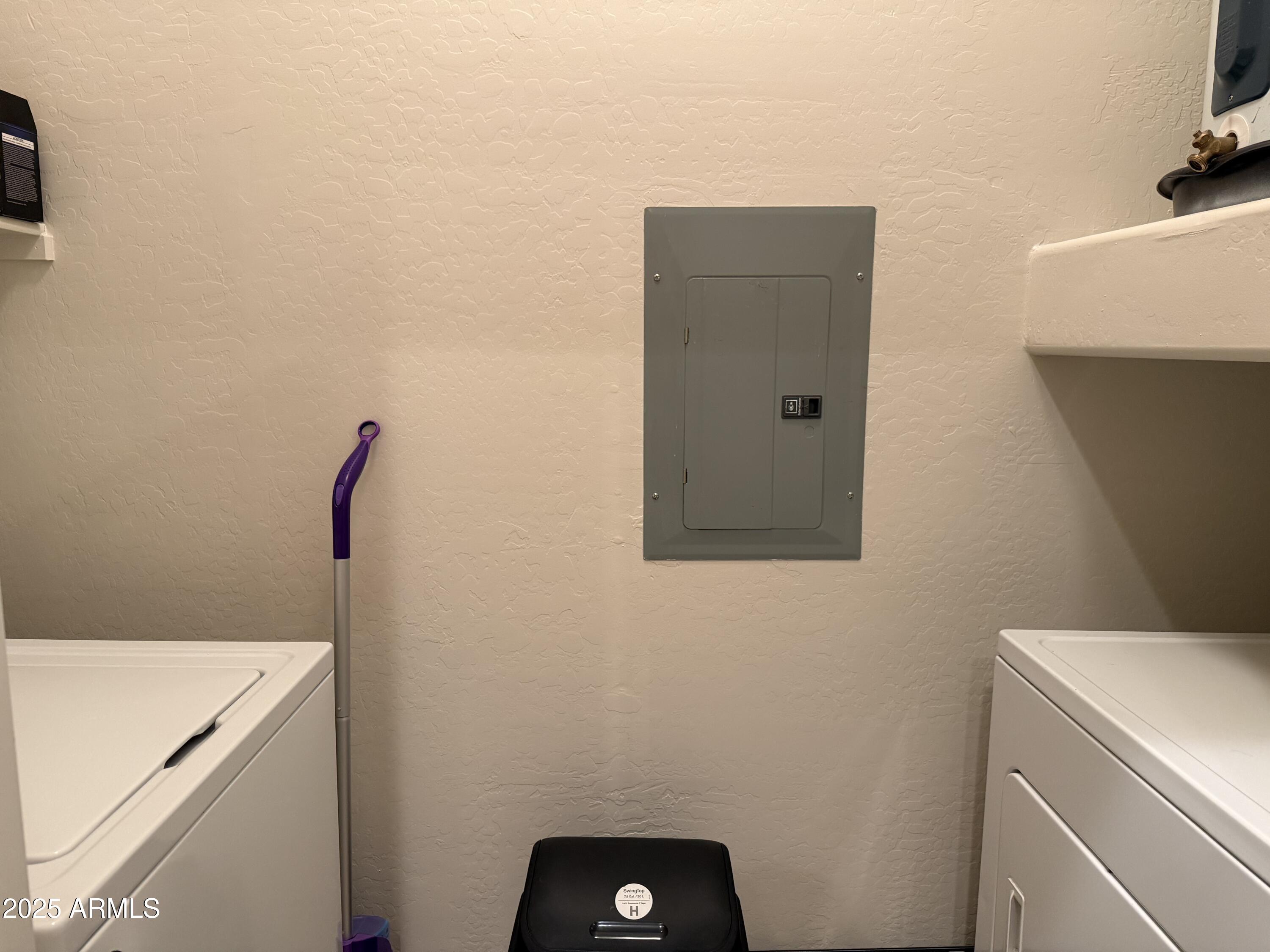 14575 W MOUNTAIN VIEW Boulevard 12205