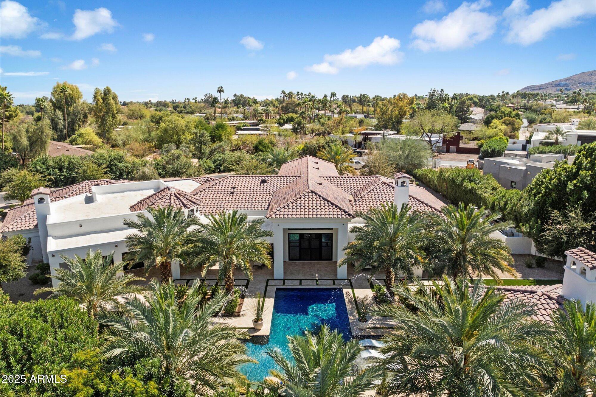 6600 N CARDINAL Drive