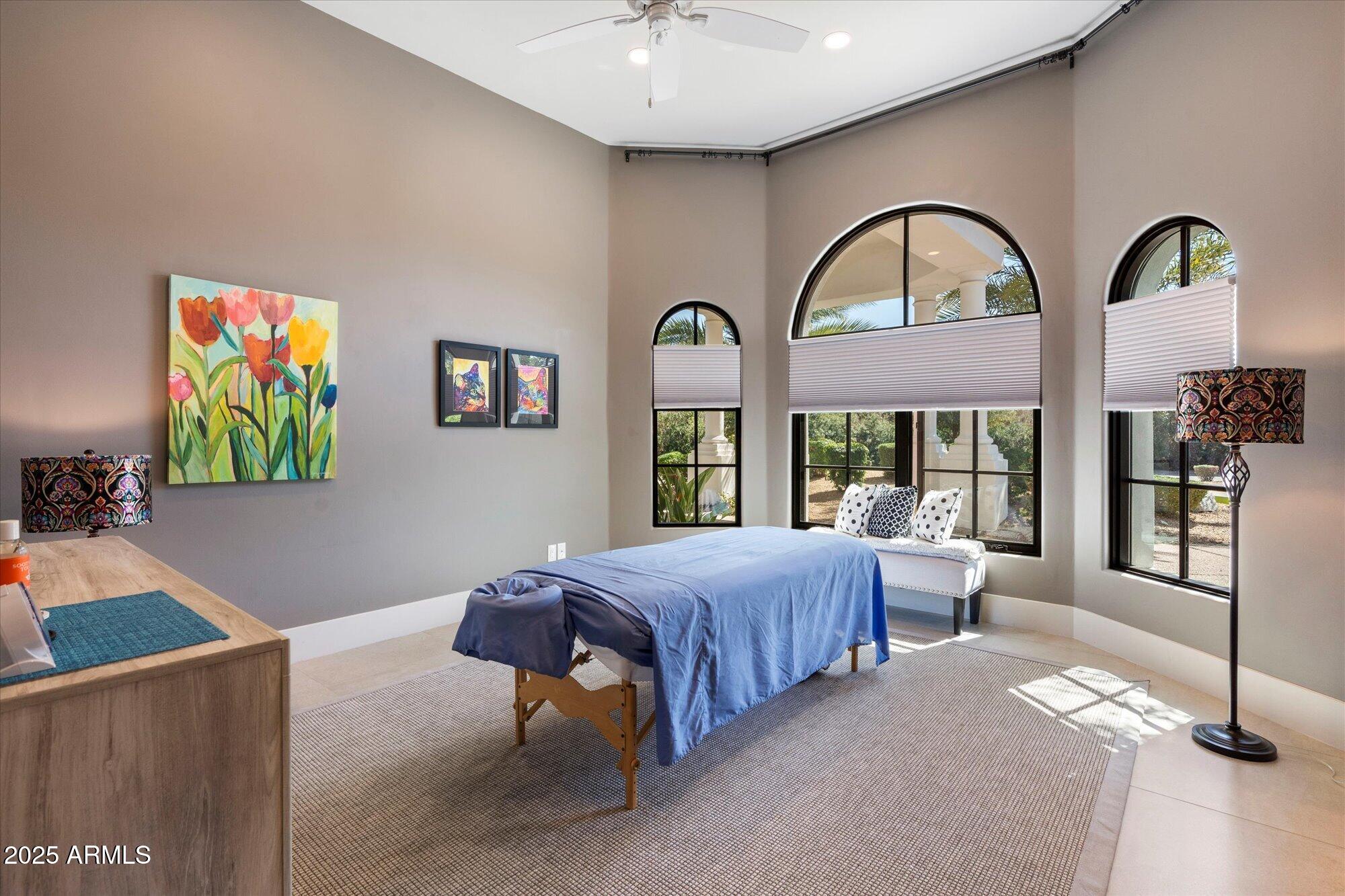 6600 N CARDINAL Drive