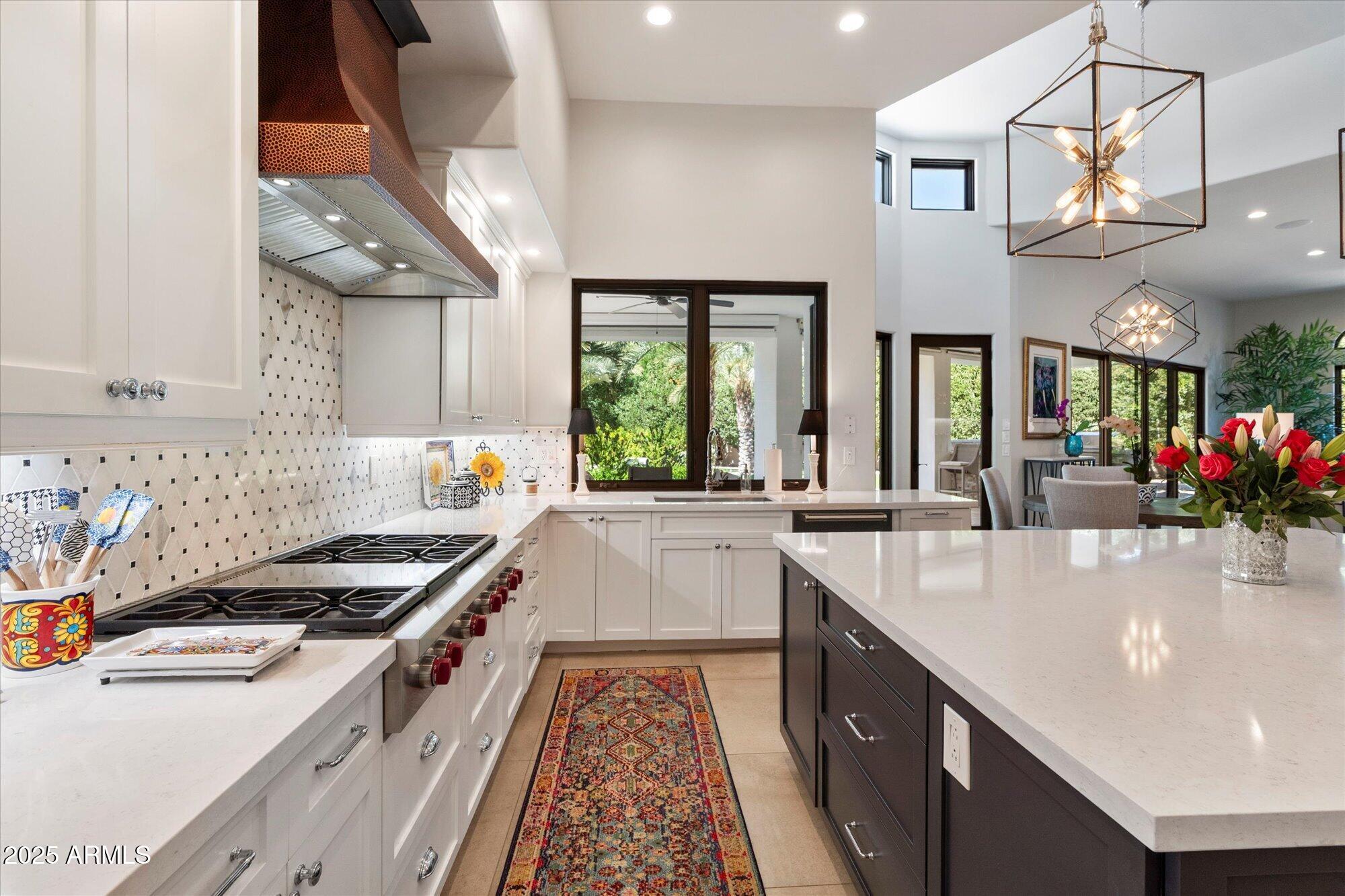 6600 N CARDINAL Drive