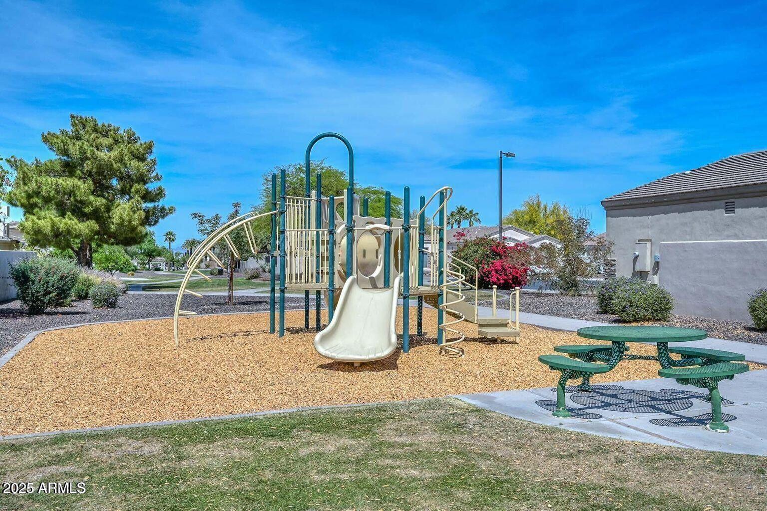 2031 E VALENCIA Drive