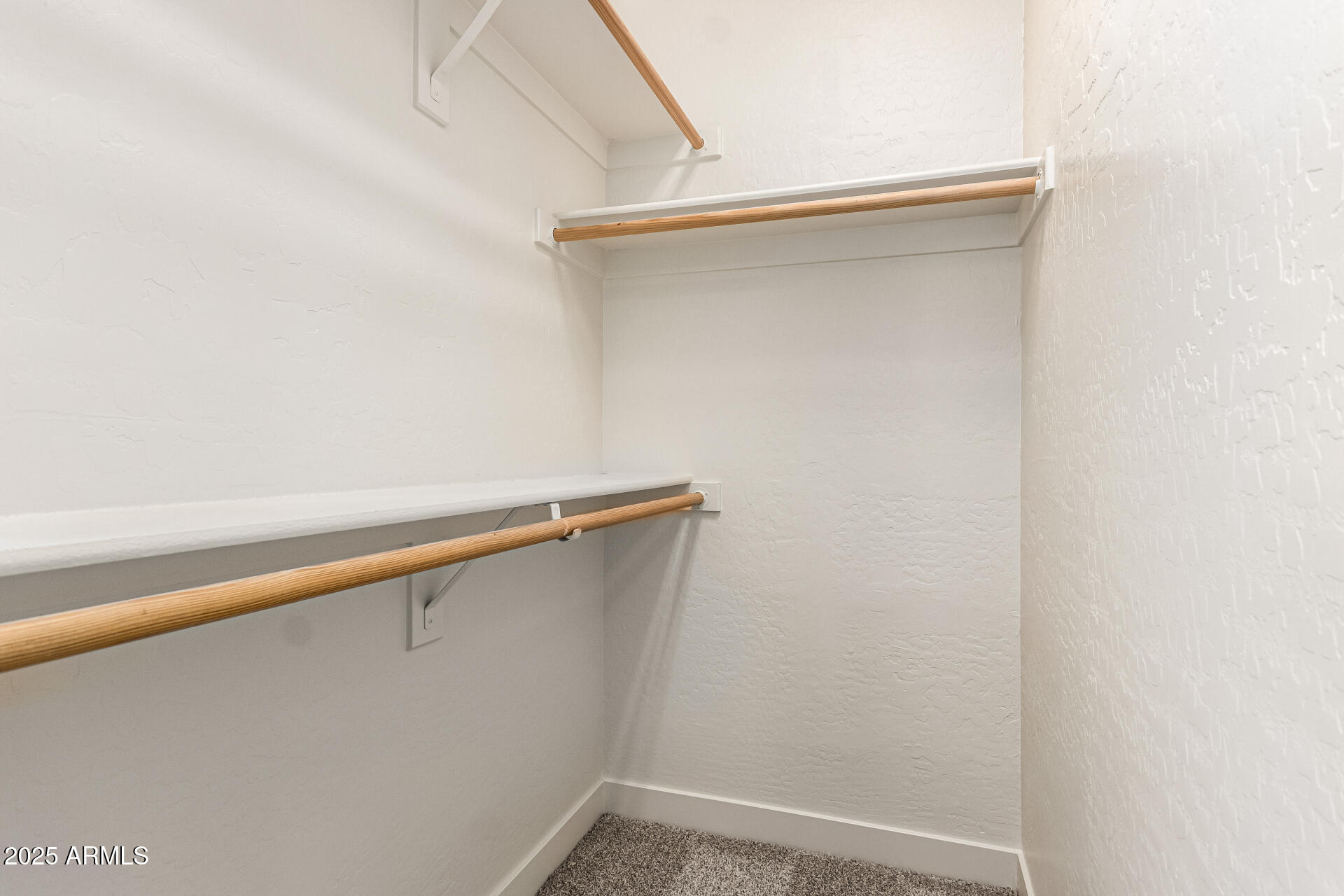 2031 E VALENCIA Drive