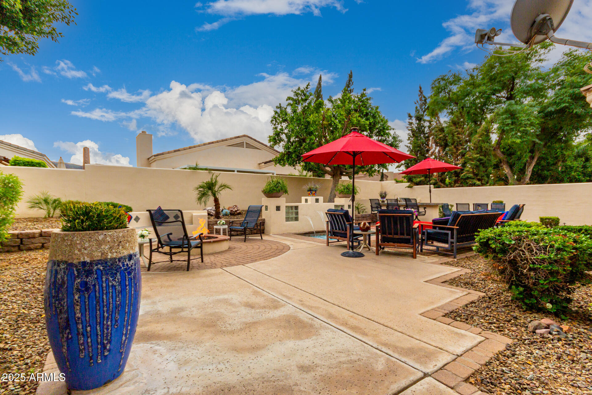 2031 E VALENCIA Drive