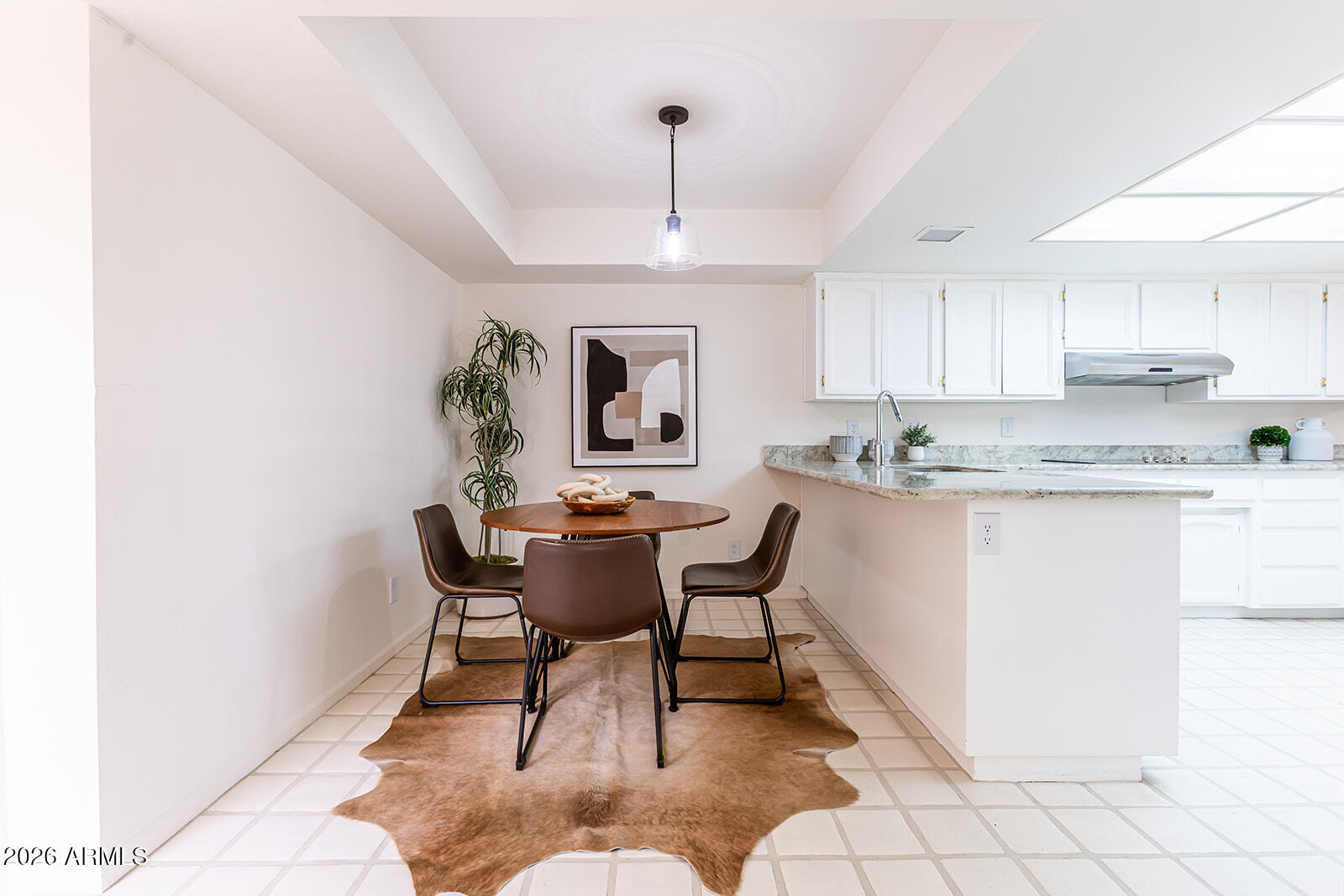 2626 E ARIZONA BILTMORE Circle 15