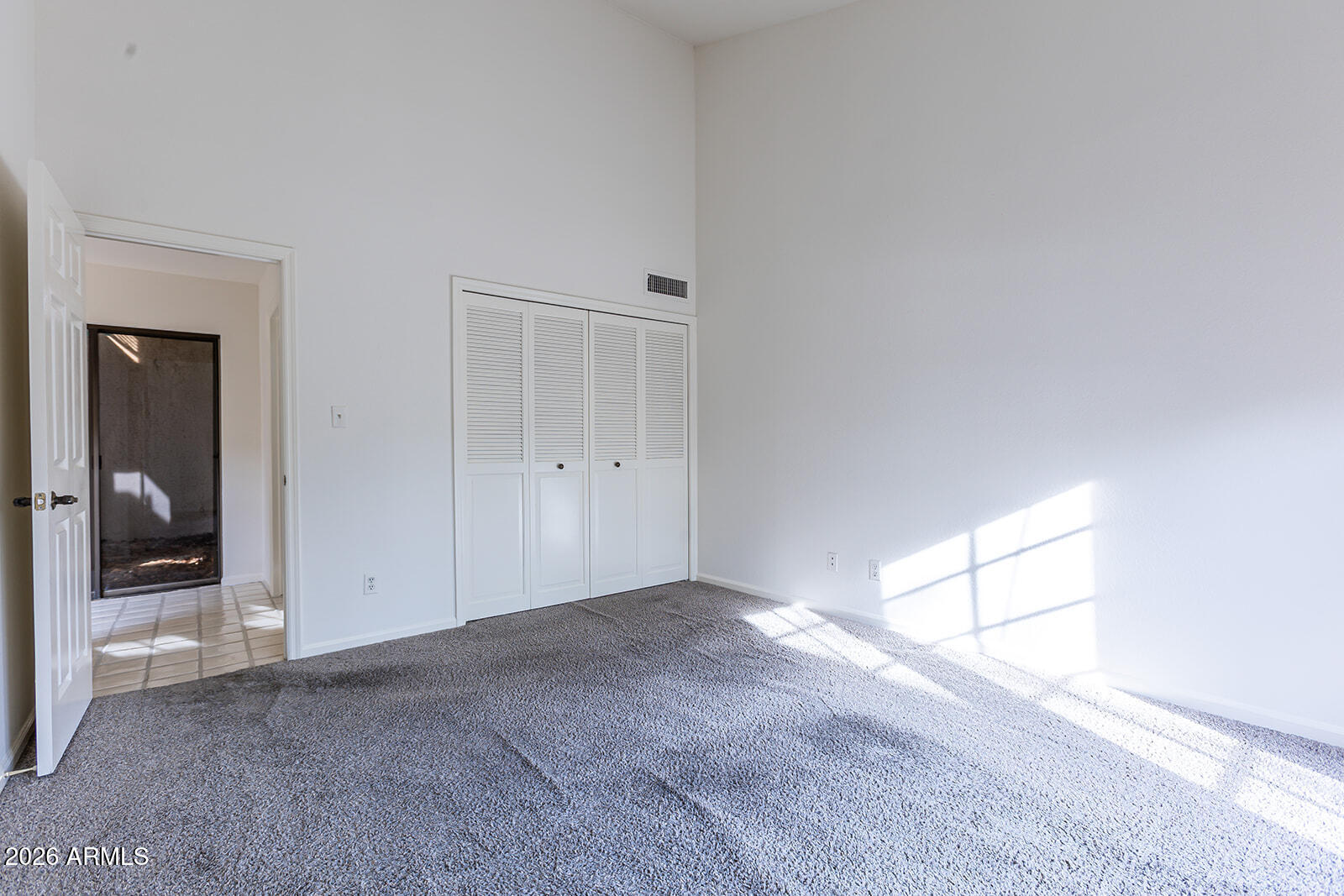 2626 E ARIZONA BILTMORE Circle 15