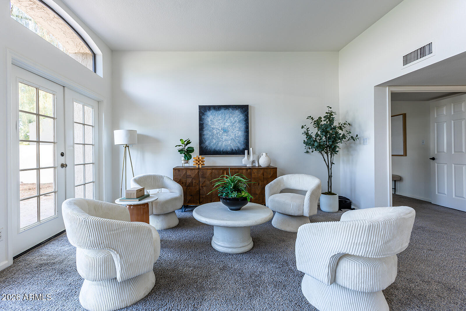 2626 E ARIZONA BILTMORE Circle 15