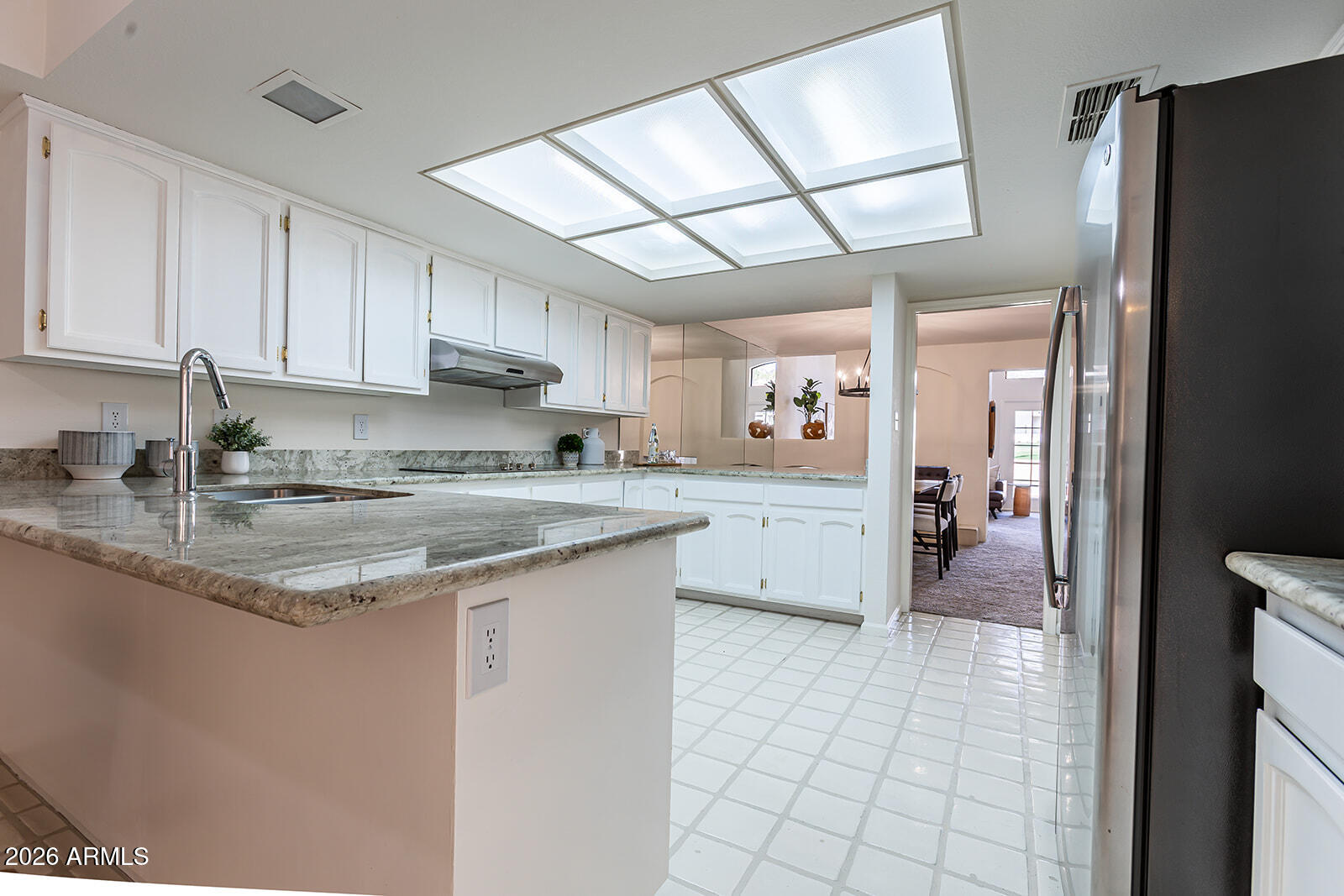 2626 E ARIZONA BILTMORE Circle 15