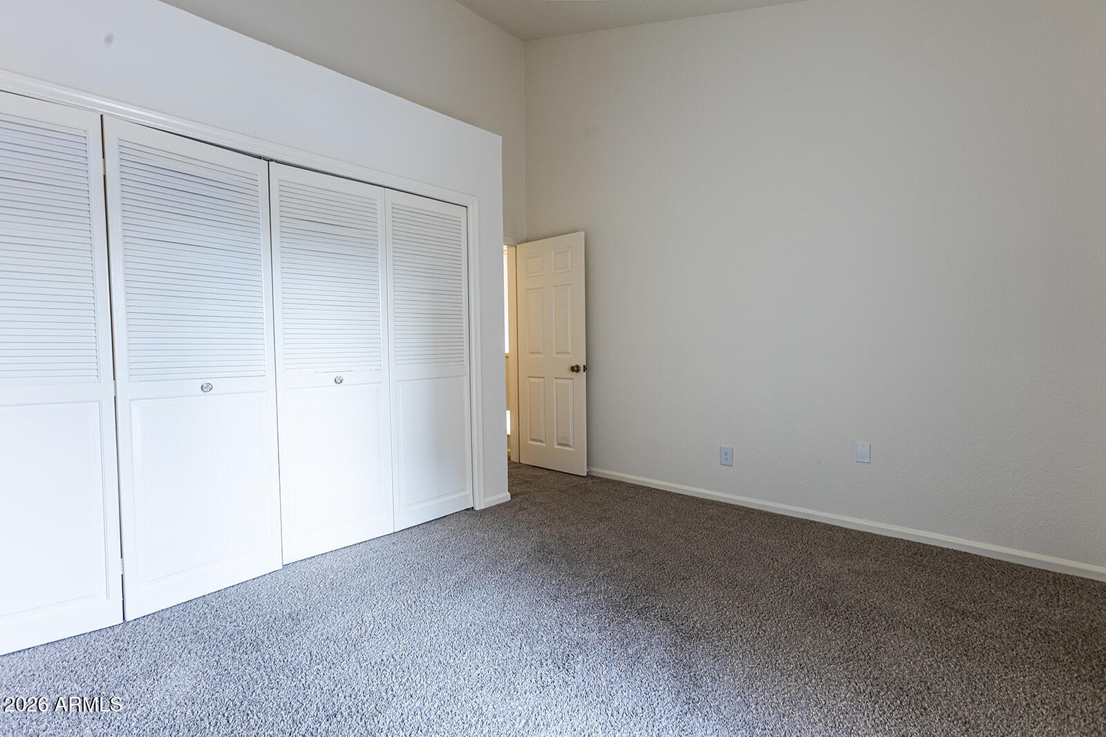 2626 E ARIZONA BILTMORE Circle 15