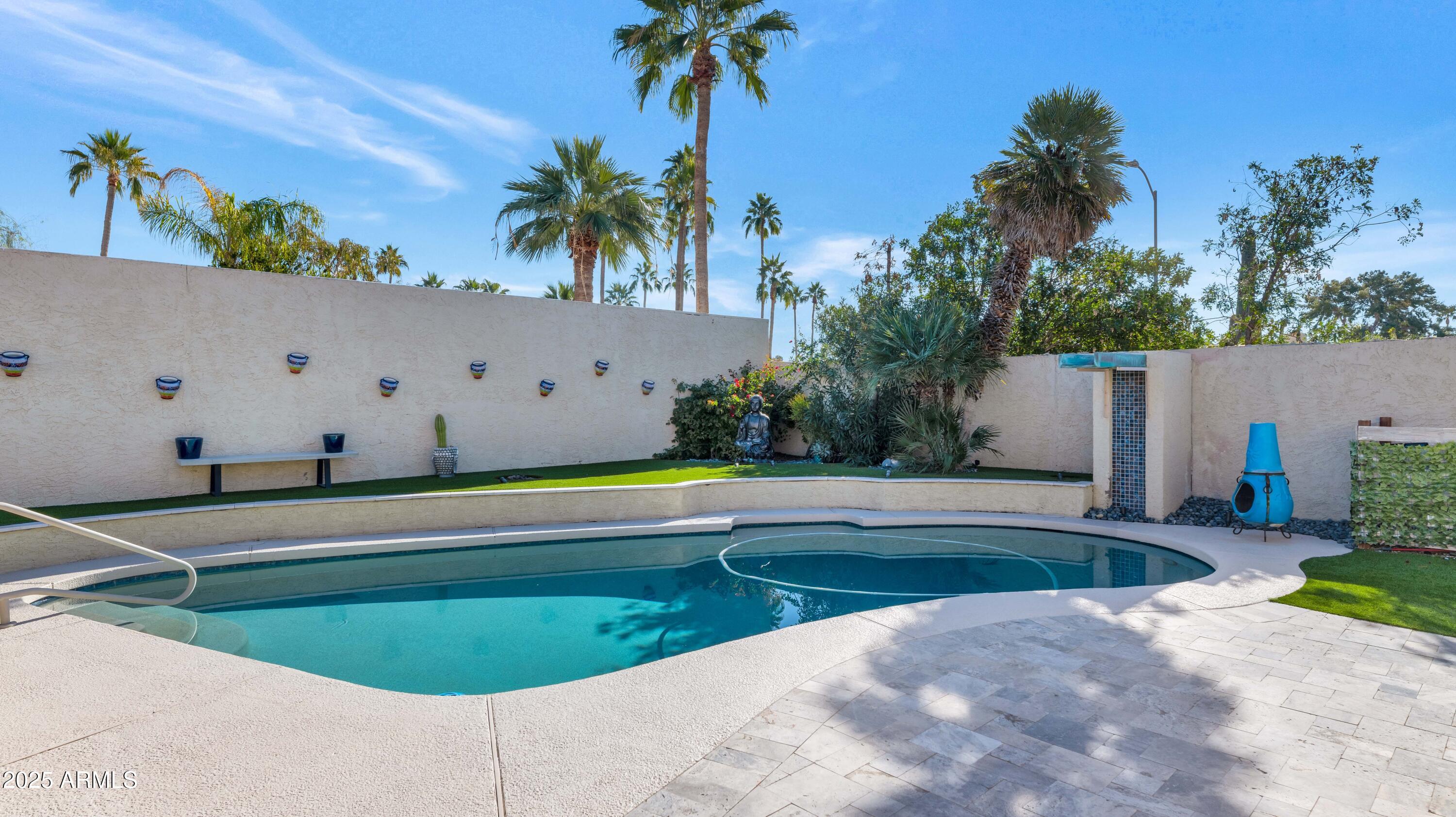 7252 E MAVERICK Road