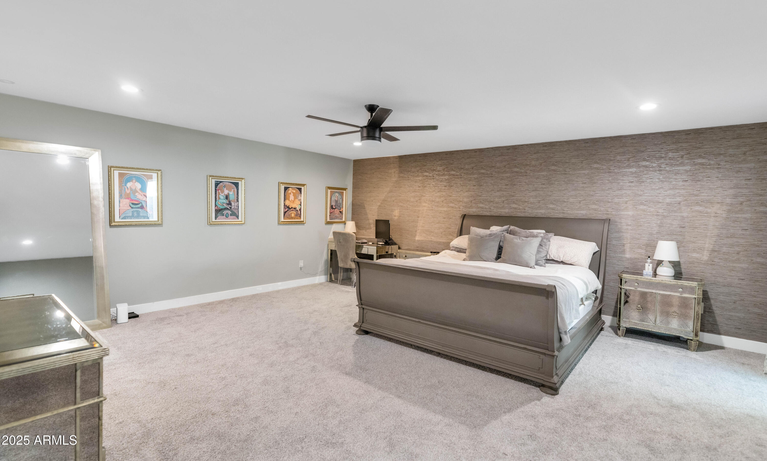 7252 E MAVERICK Road