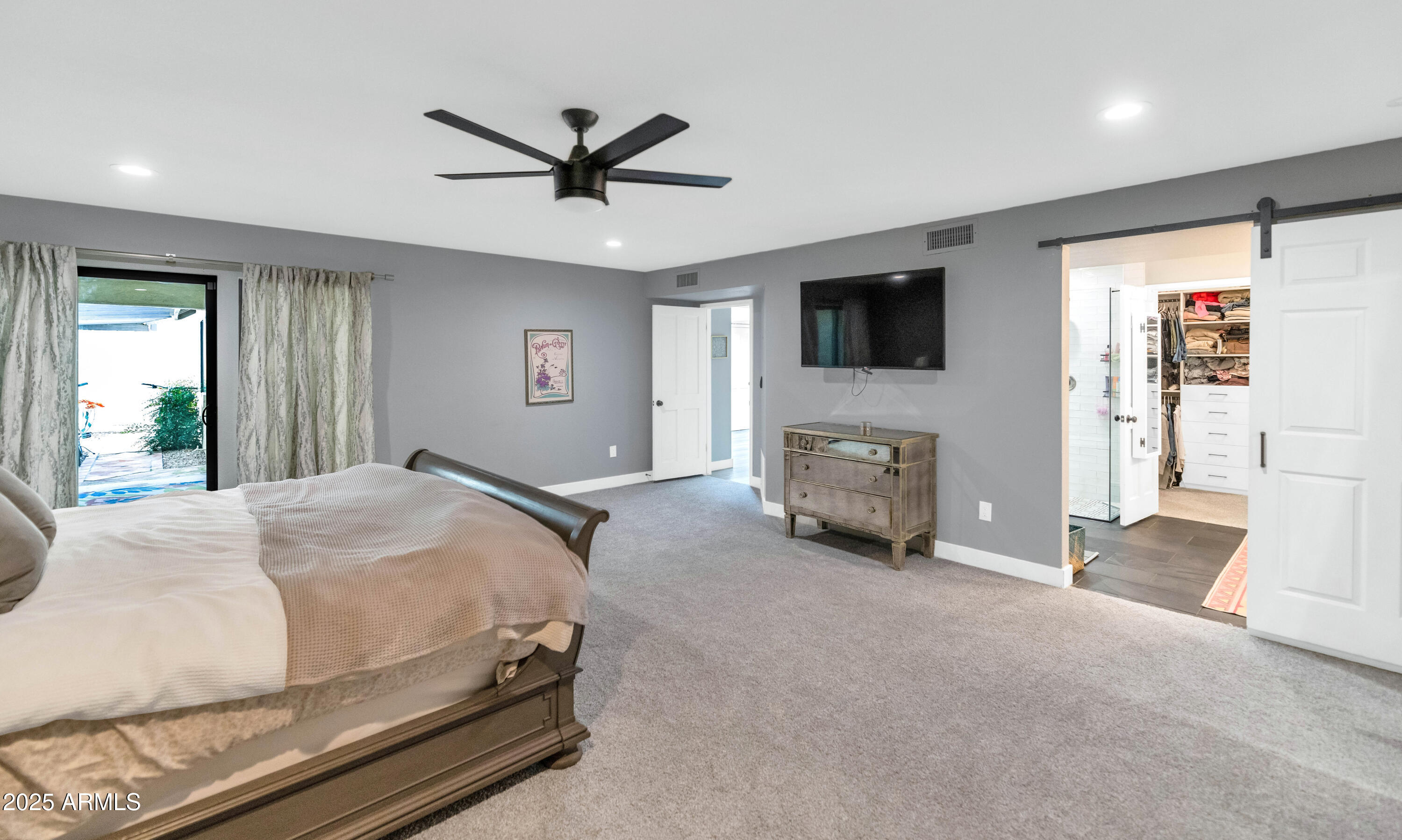 7252 E MAVERICK Road