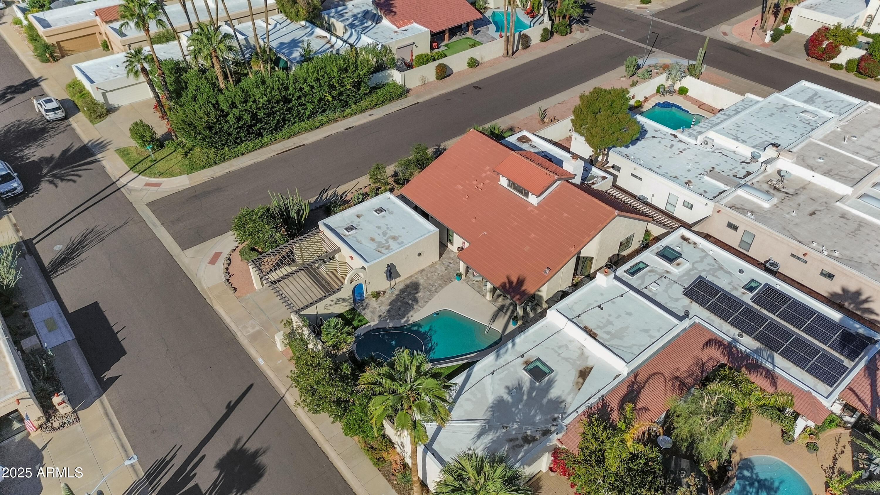 7252 E MAVERICK Road