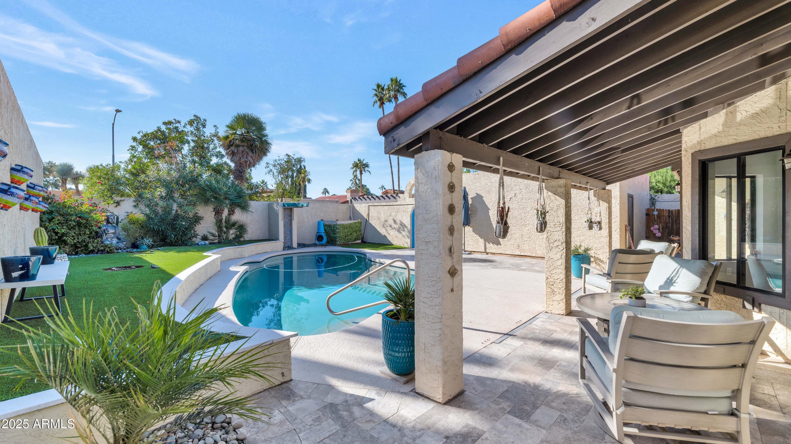 7252 E MAVERICK Road