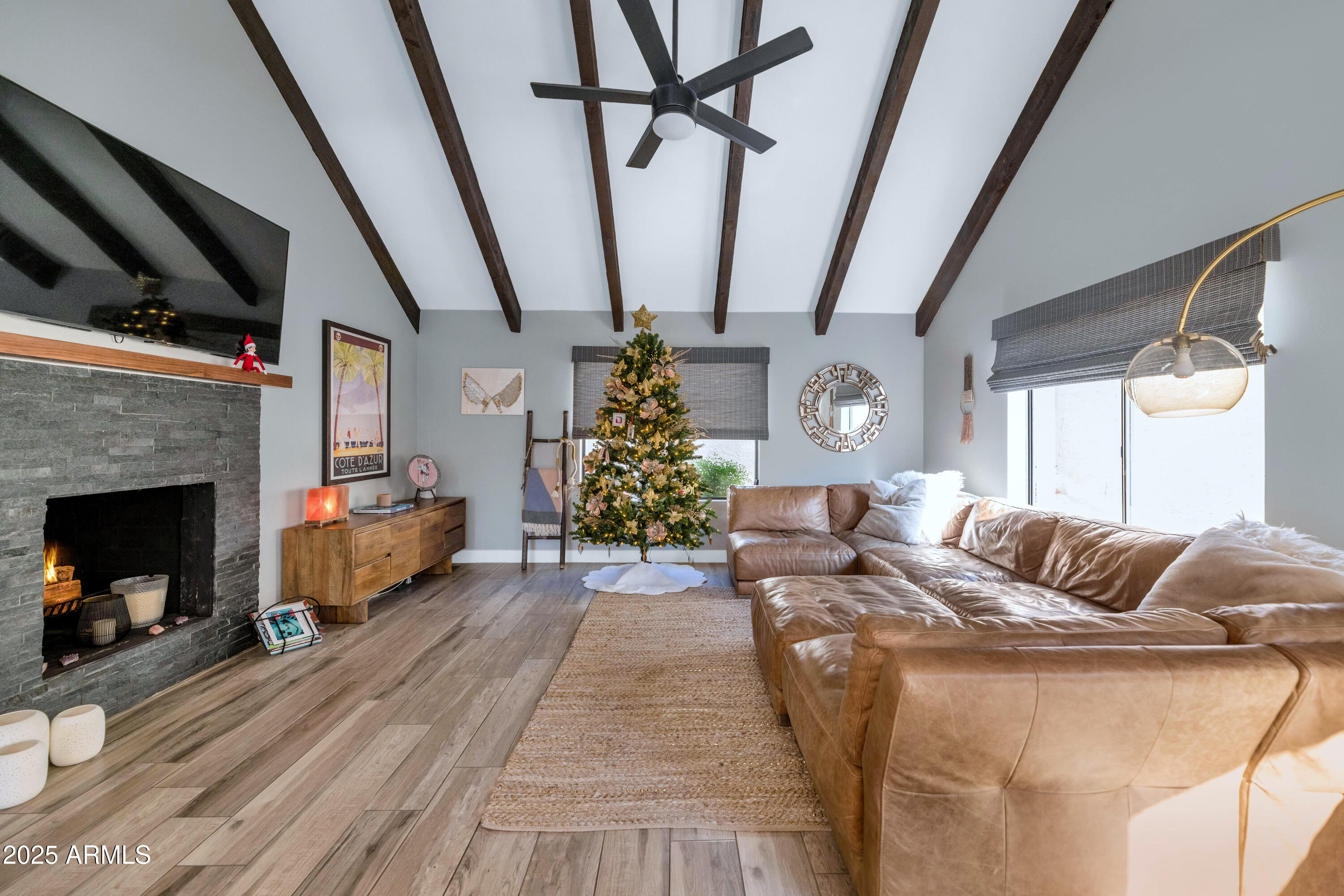 7252 E MAVERICK Road