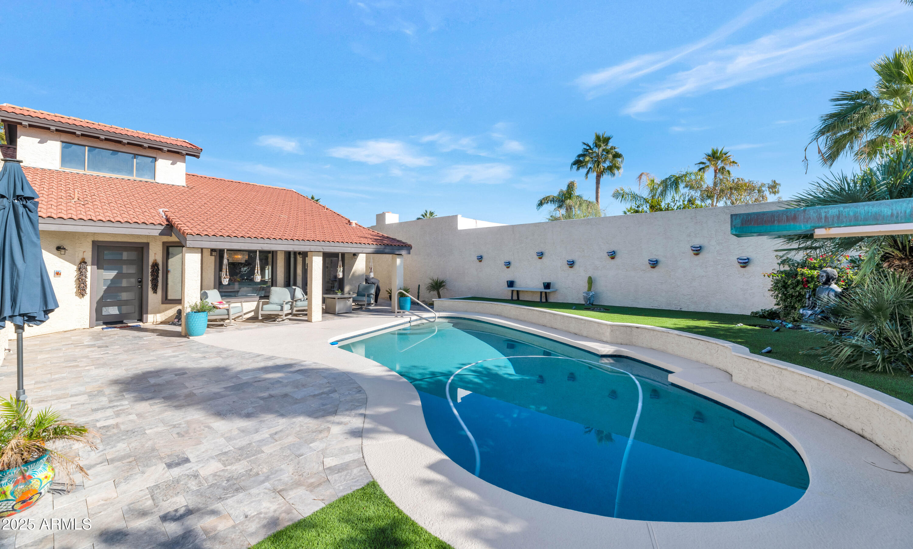 7252 E MAVERICK Road