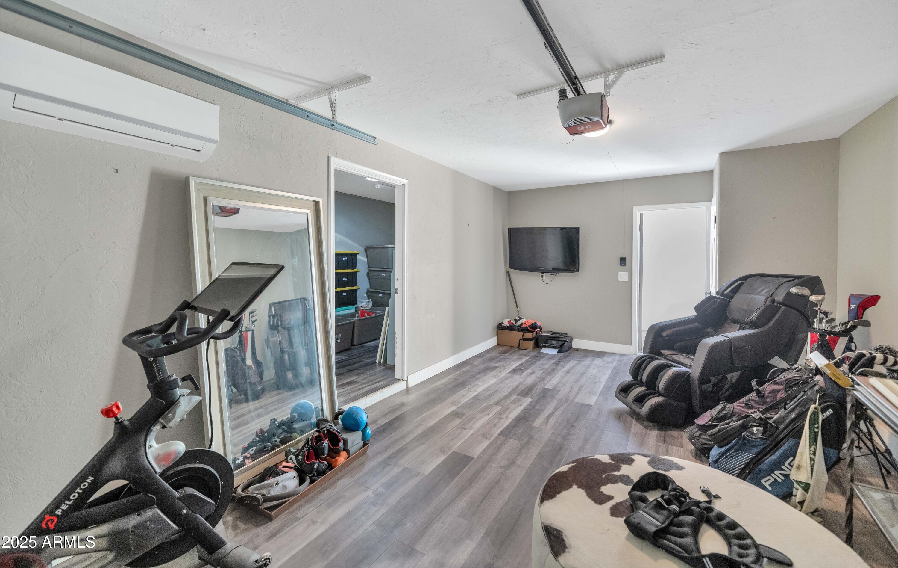 7252 E MAVERICK Road