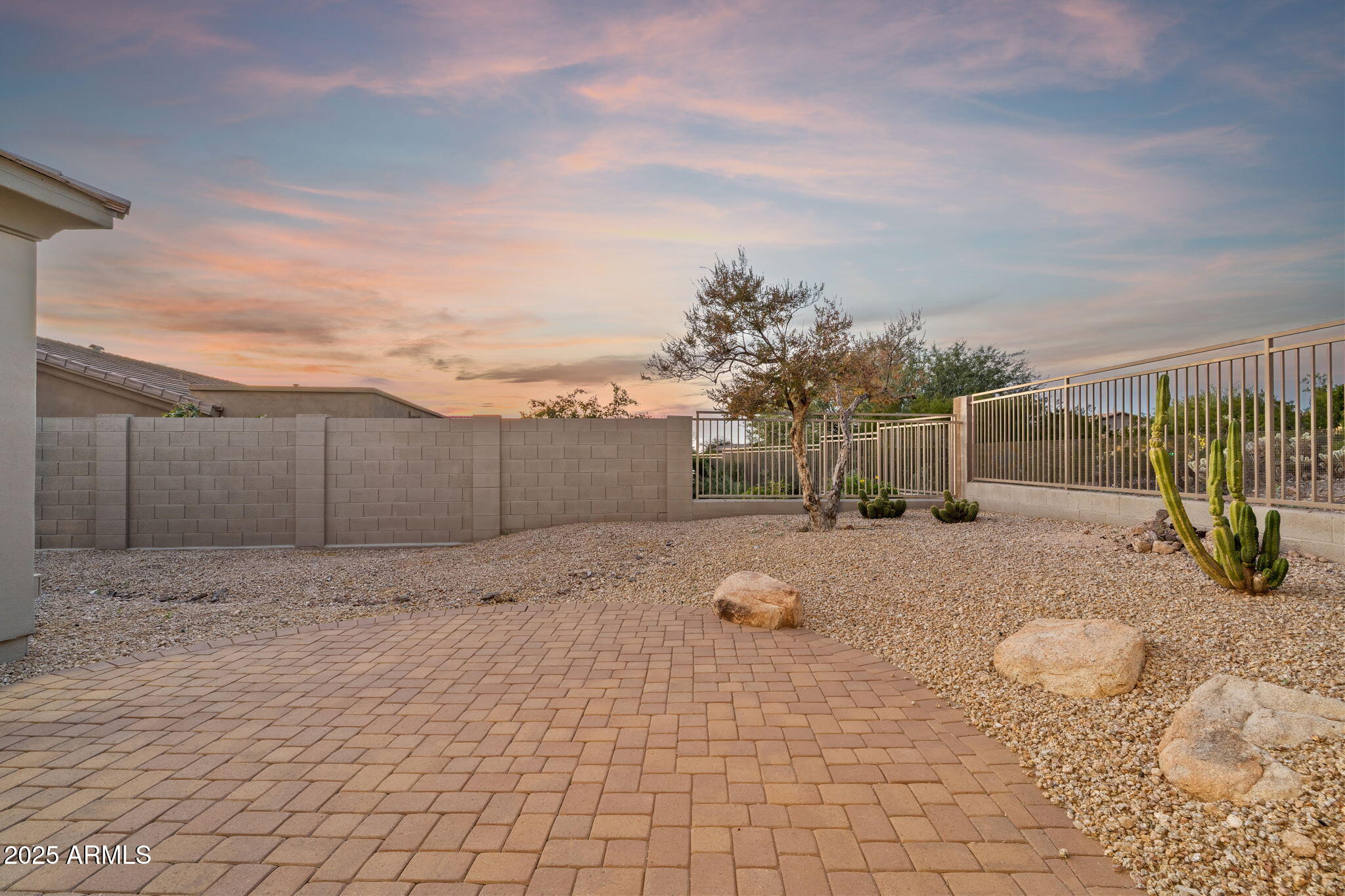 10966 E PALM RIDGE Drive