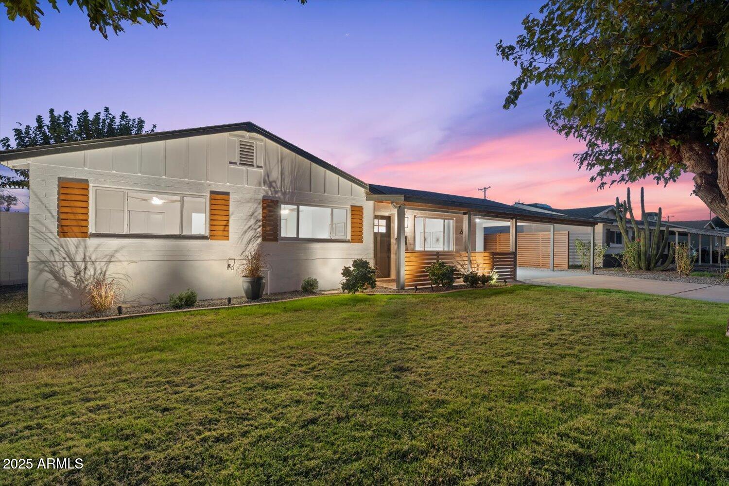 6637 E CULVER Street