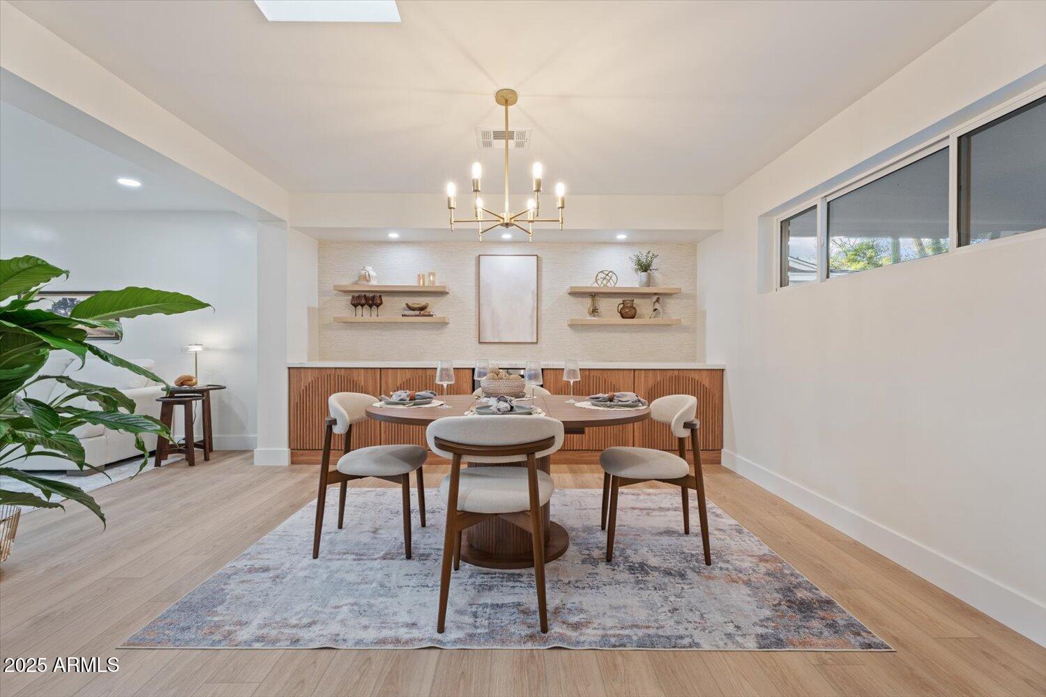 6637 E CULVER Street