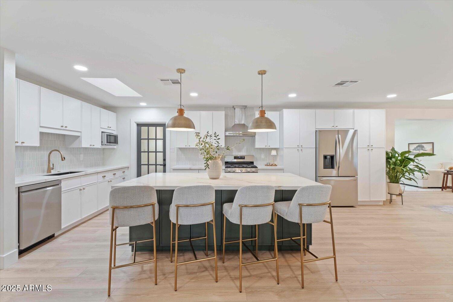 6637 E CULVER Street