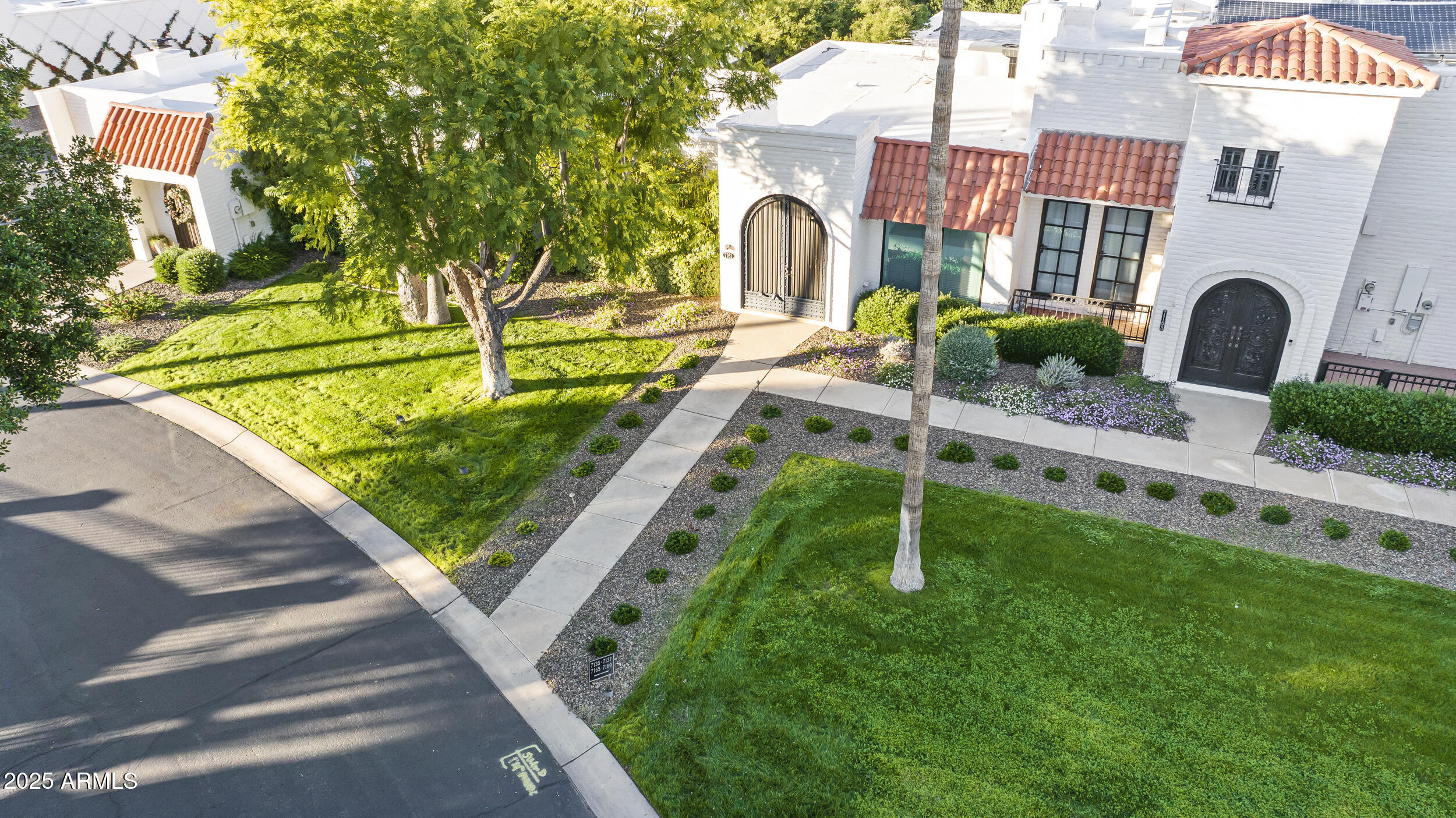 7161 E MCDONALD Drive