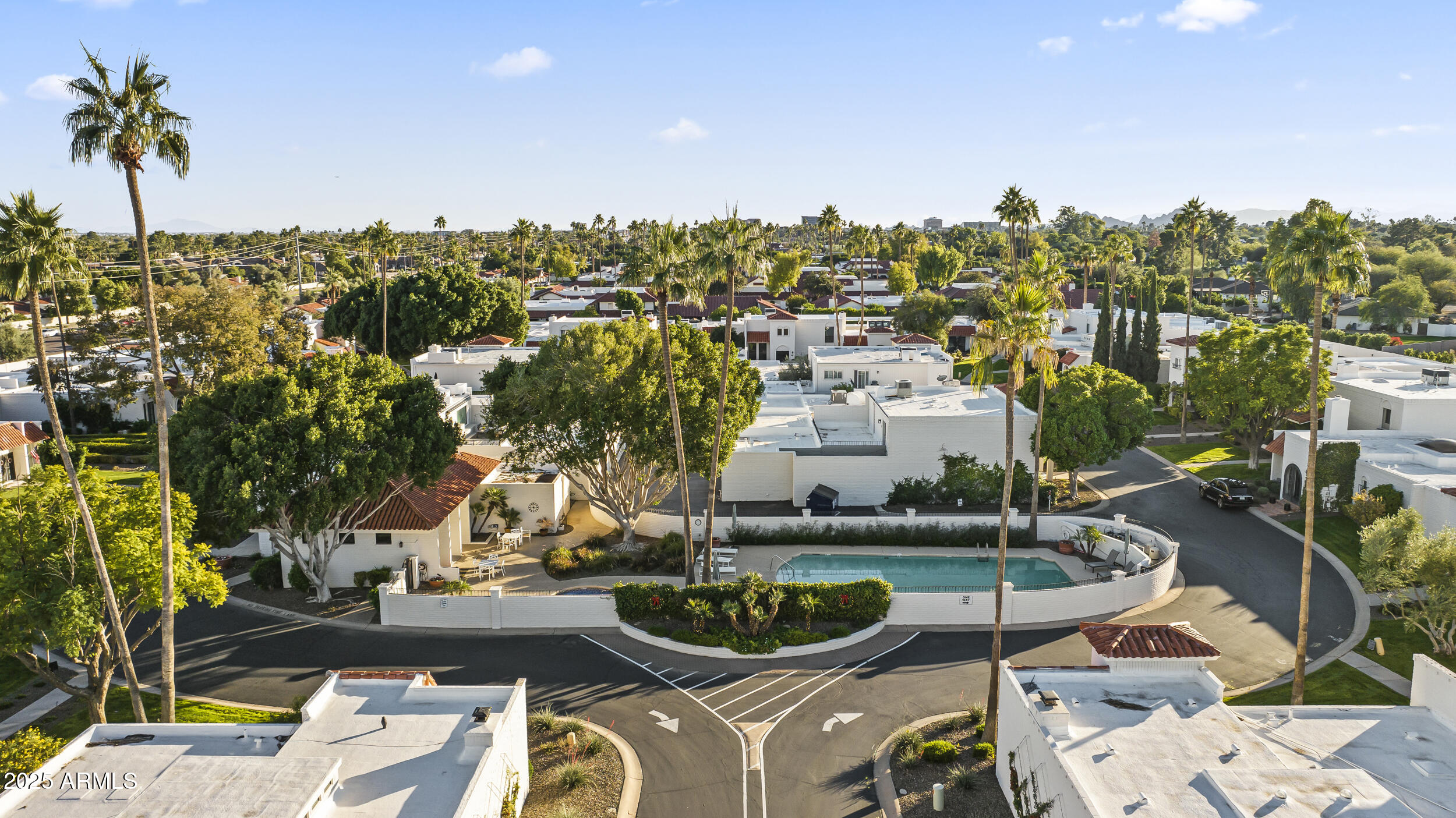 7161 E MCDONALD Drive