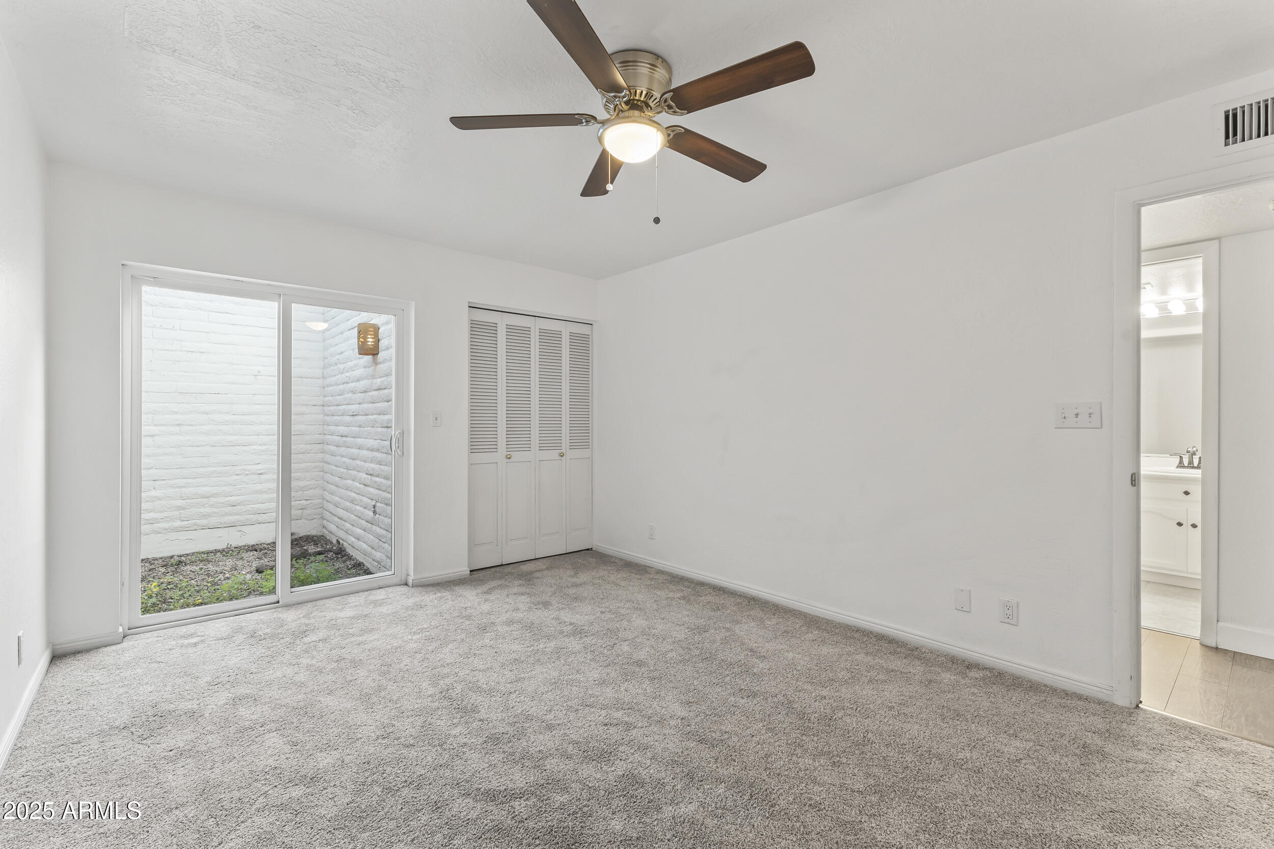 7161 E MCDONALD Drive