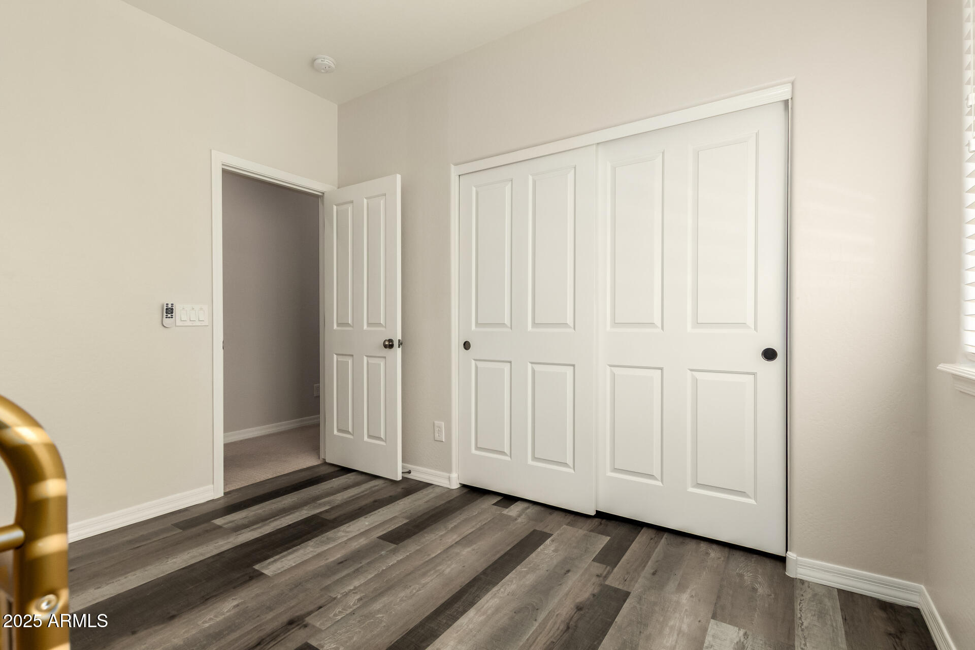 3955 E MESQUITE Street