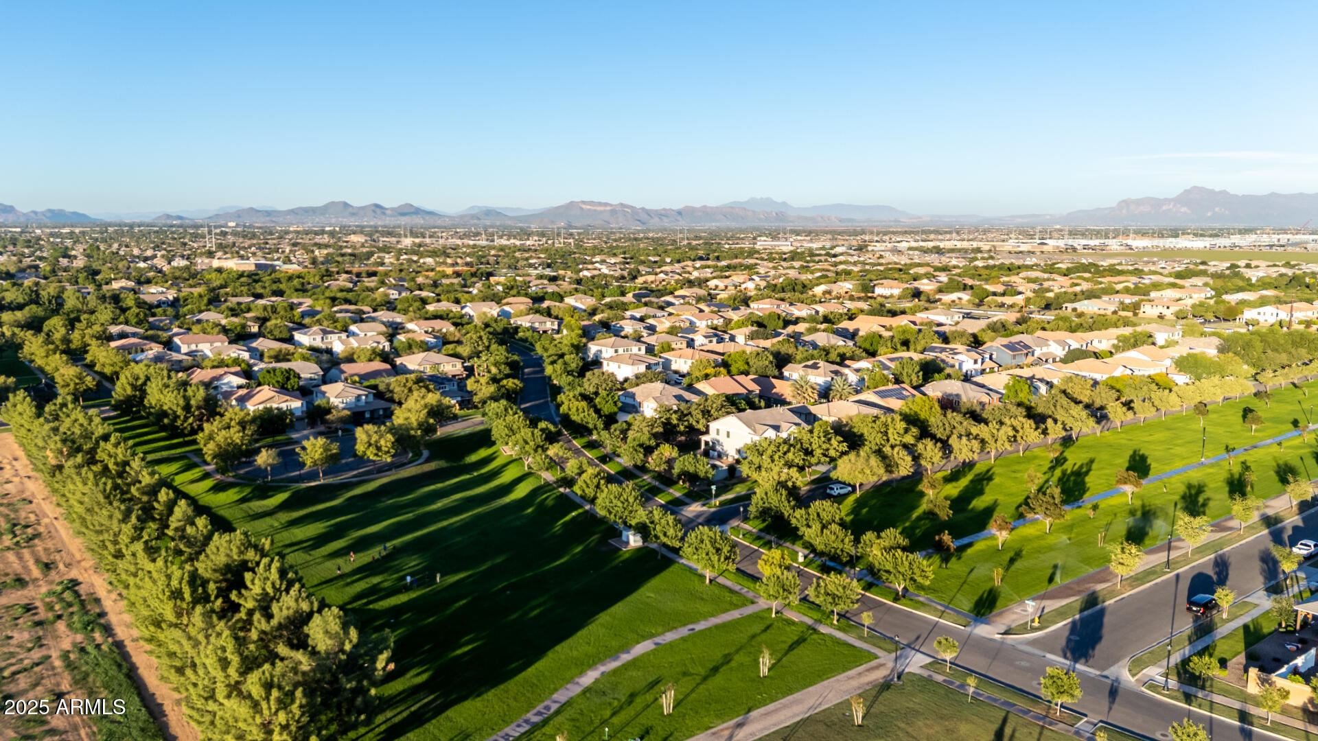 3955 E MESQUITE Street