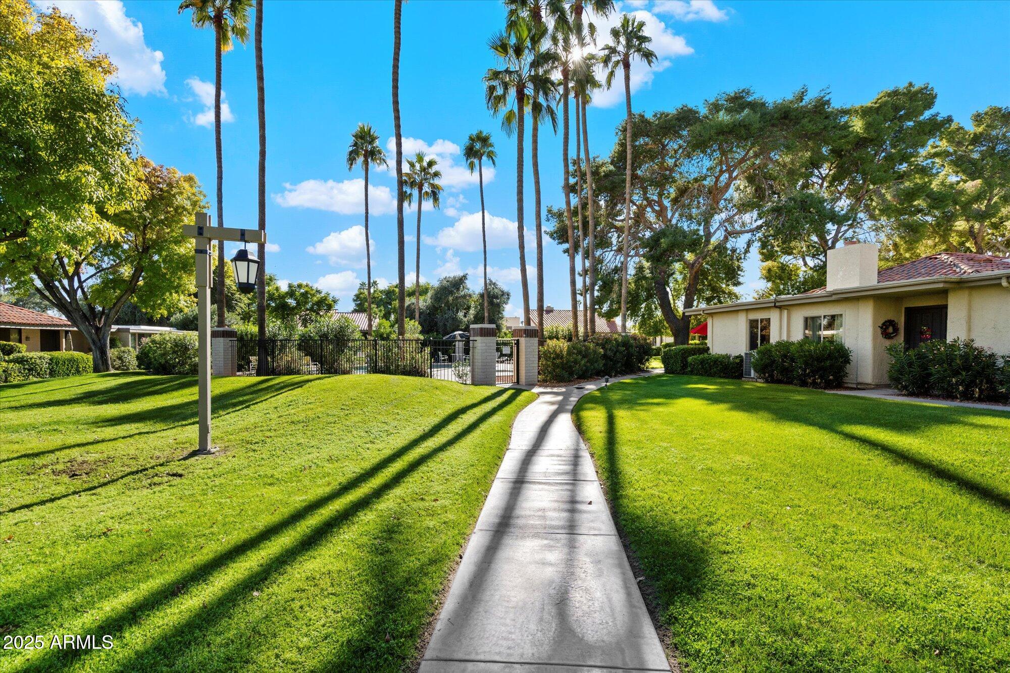 7718 E VISTA Drive