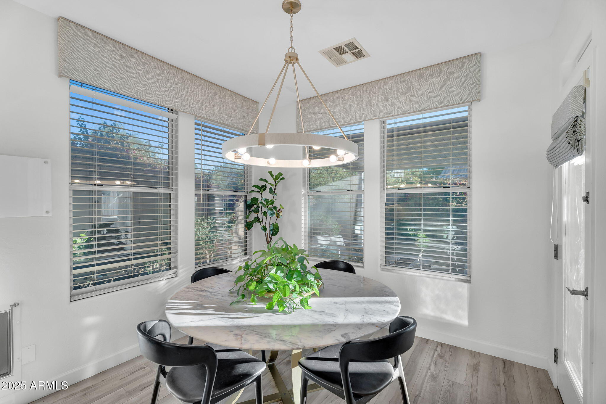 4245 E CULLUMBER Court