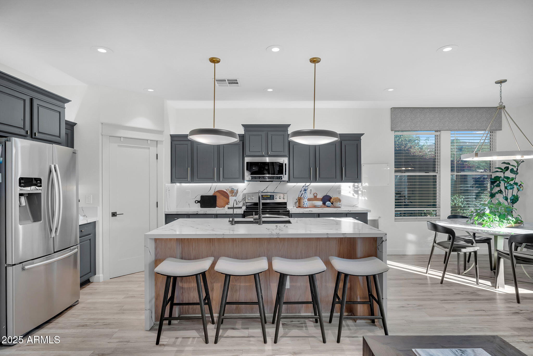 4245 E CULLUMBER Court