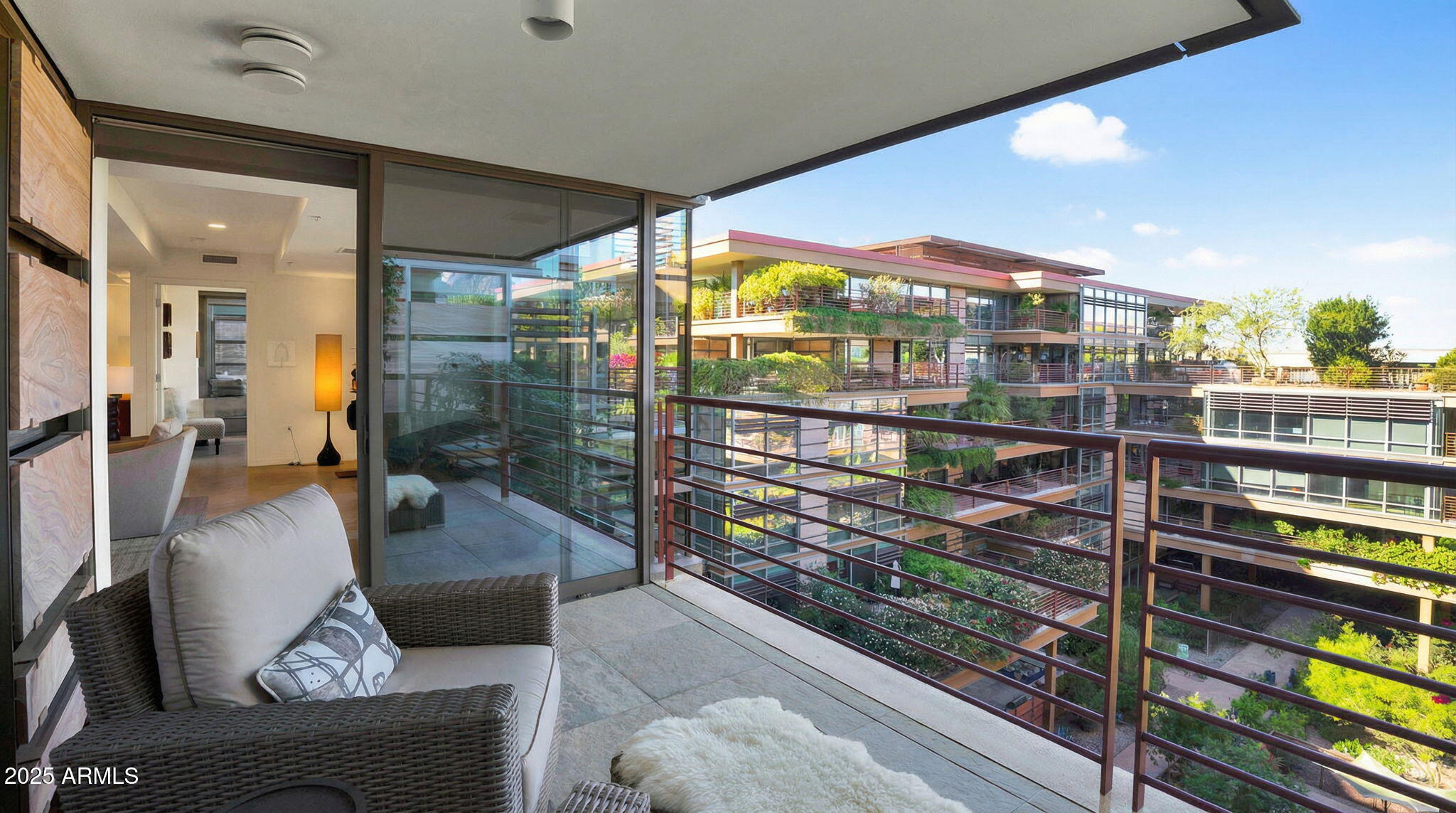 7127 E RANCHO VISTA Drive 6009