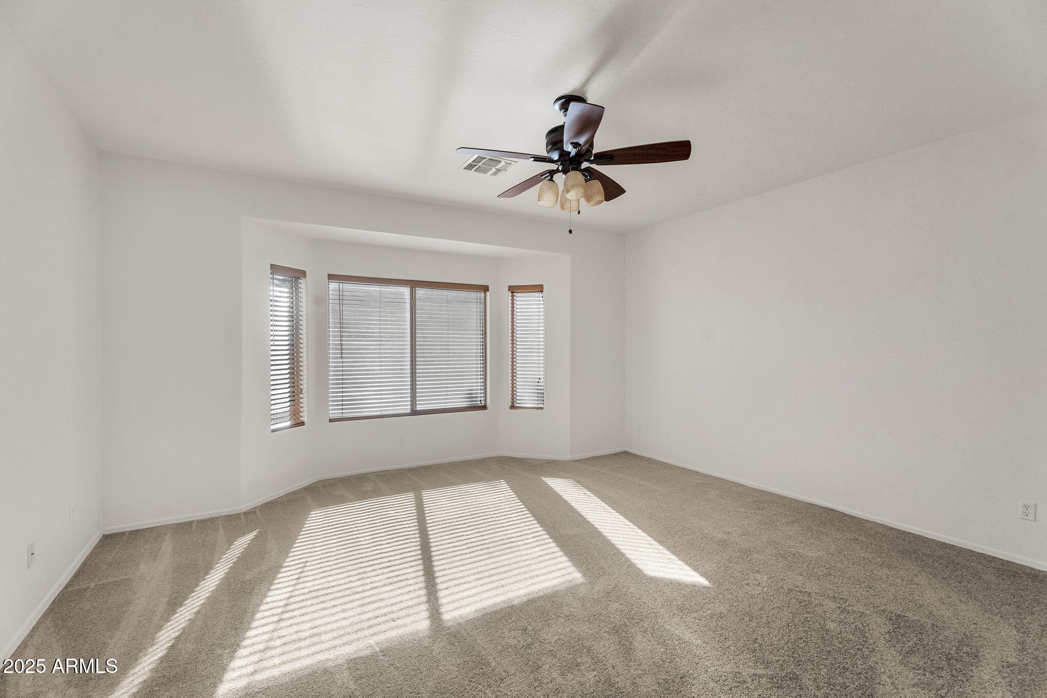 21279 E TWIN ACRES Drive