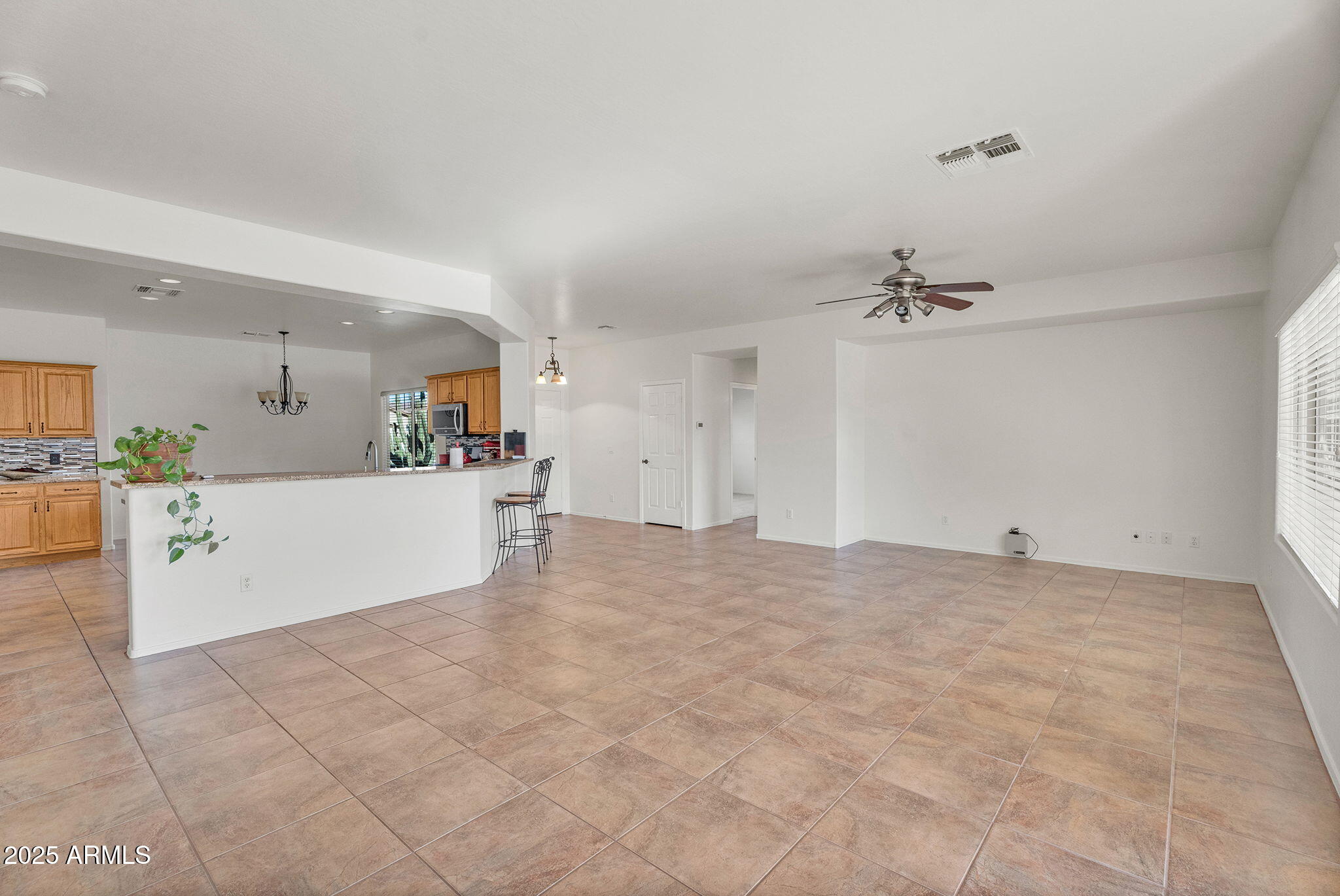 21279 E TWIN ACRES Drive