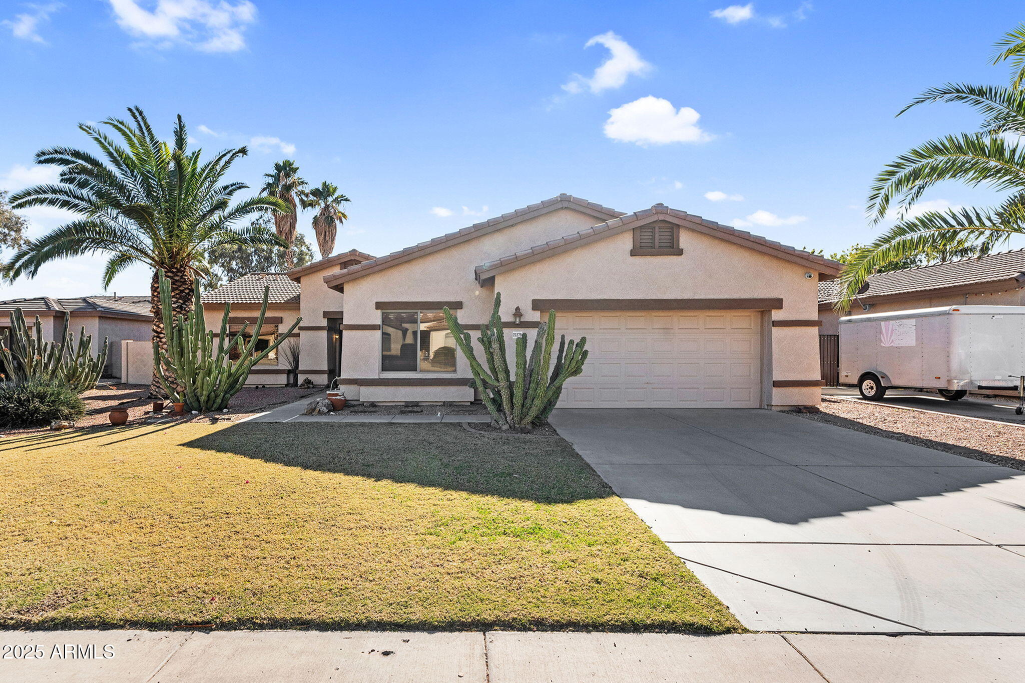 21279 E TWIN ACRES Drive