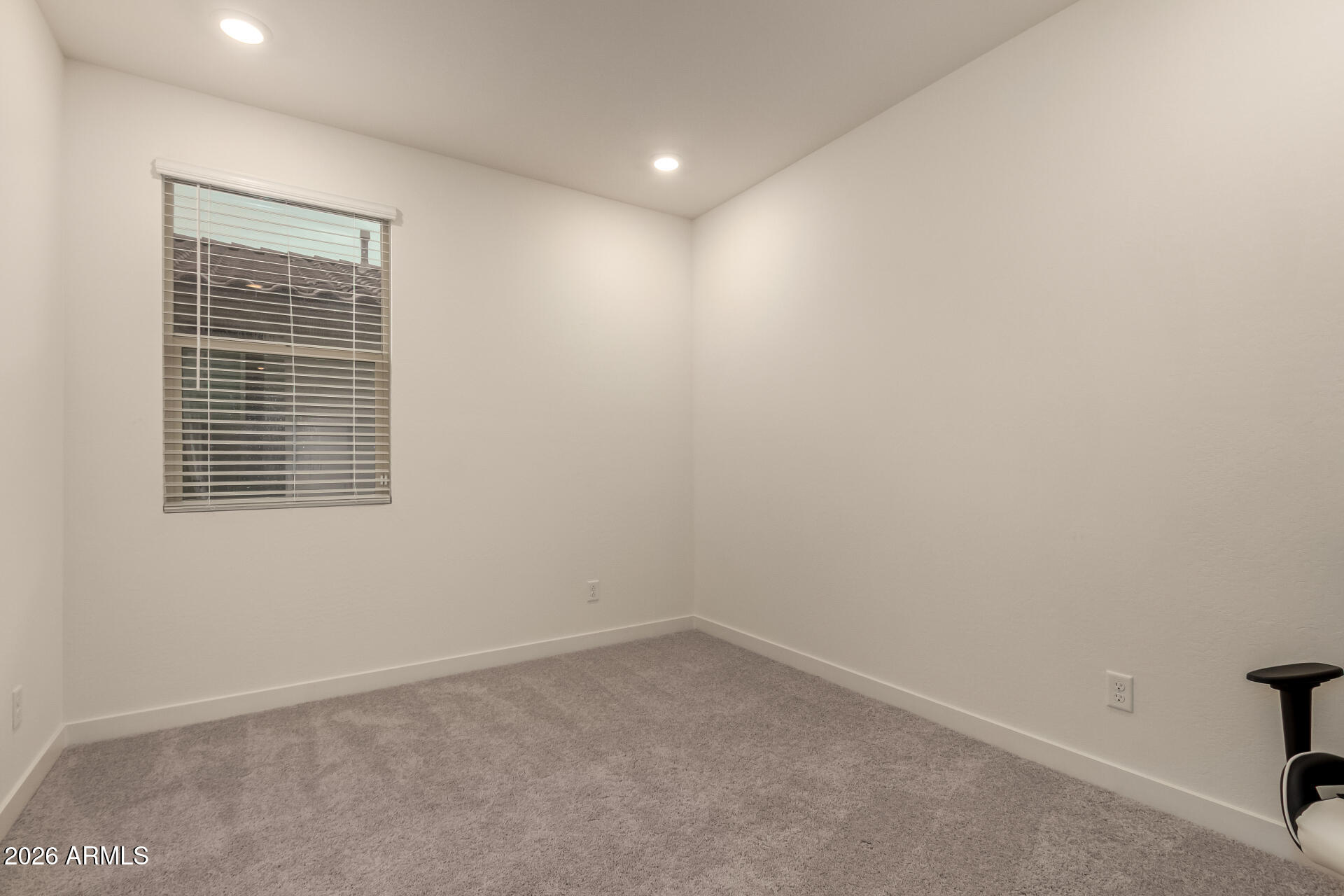 2842 W THURMAN Drive