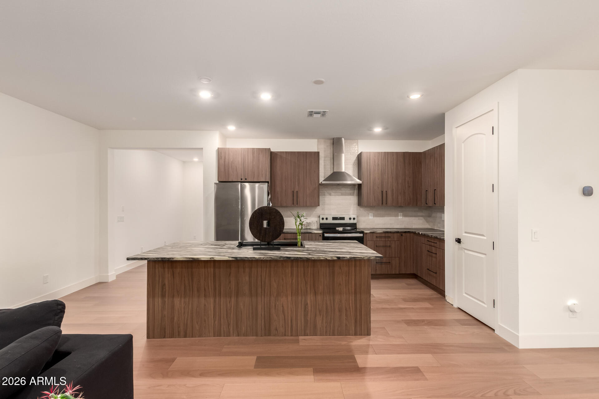 2842 W THURMAN Drive